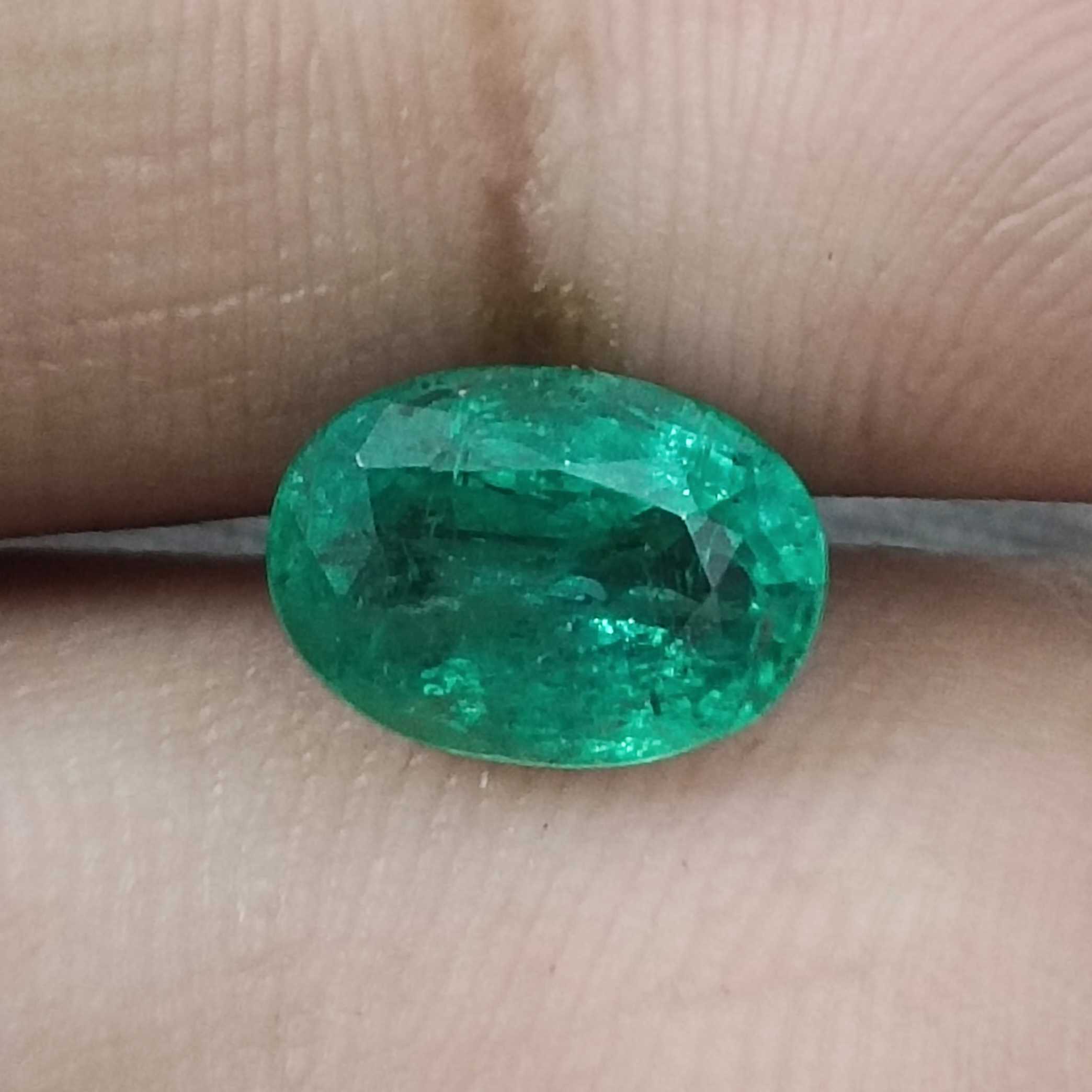 1.71cts GSI medium deep green oval shaped Zambian emerald gem