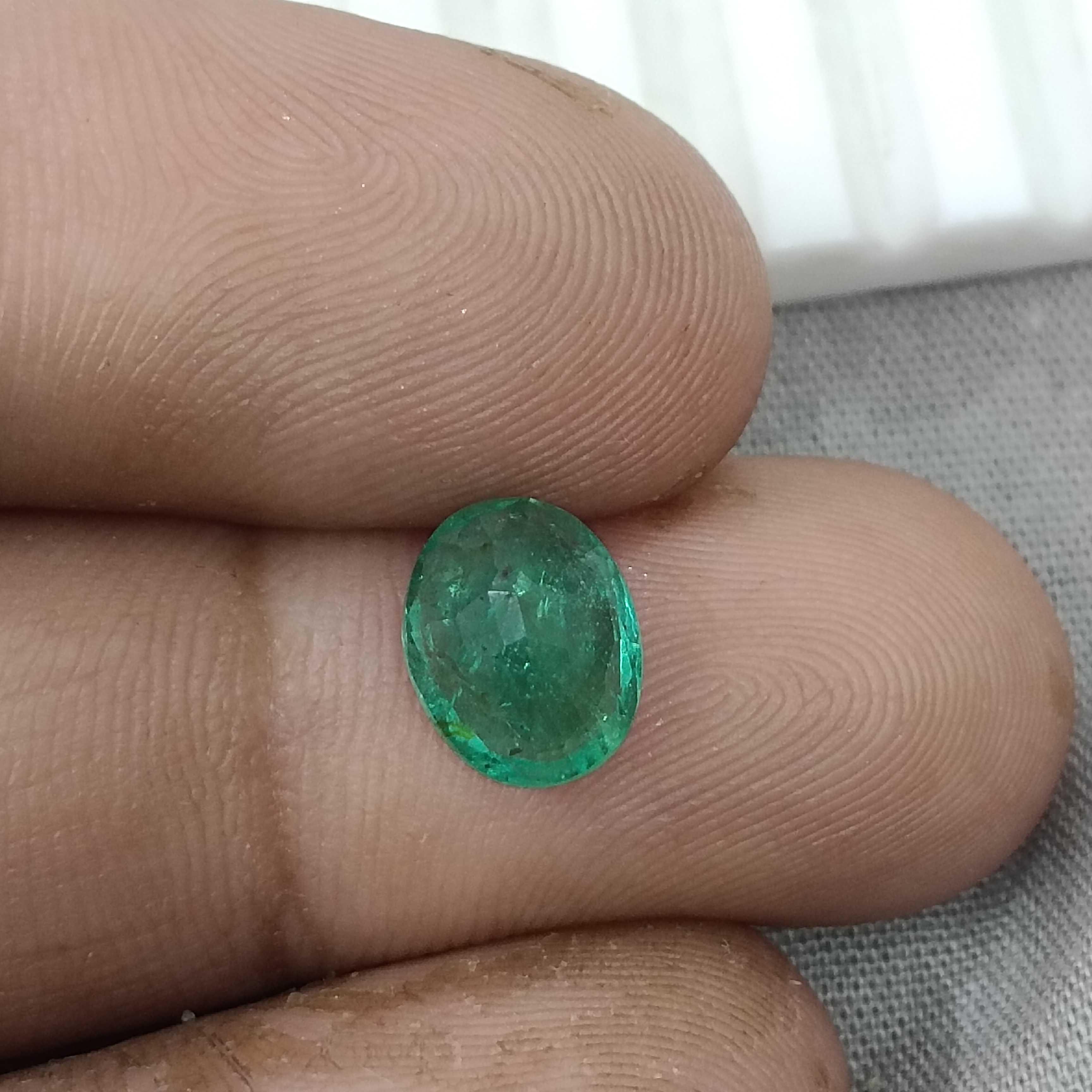 2.28ct GSI natural spring green oval cut emerald stone 