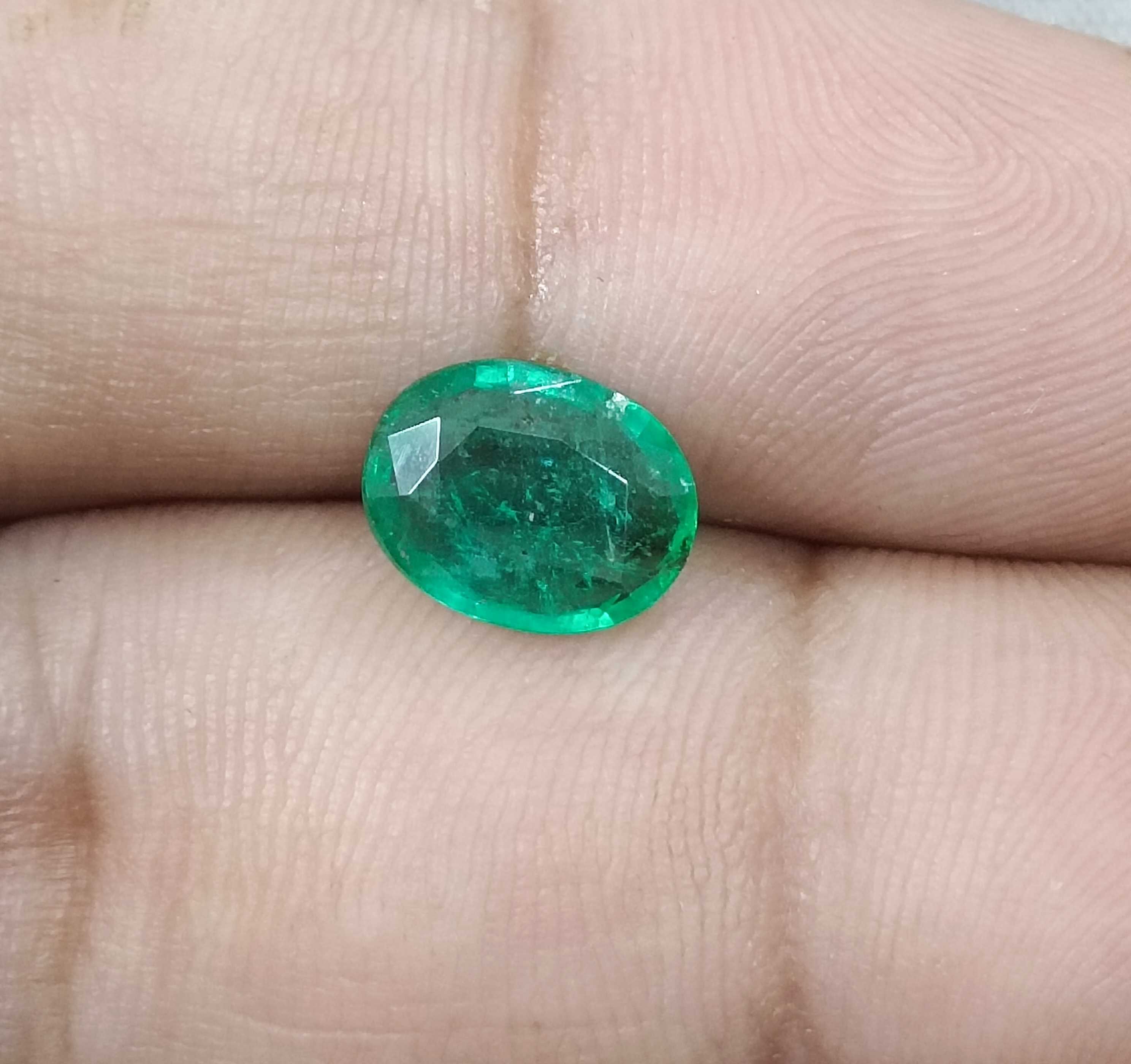 1.91cts certified medium golden green oval cut Swat emerald gemstone 