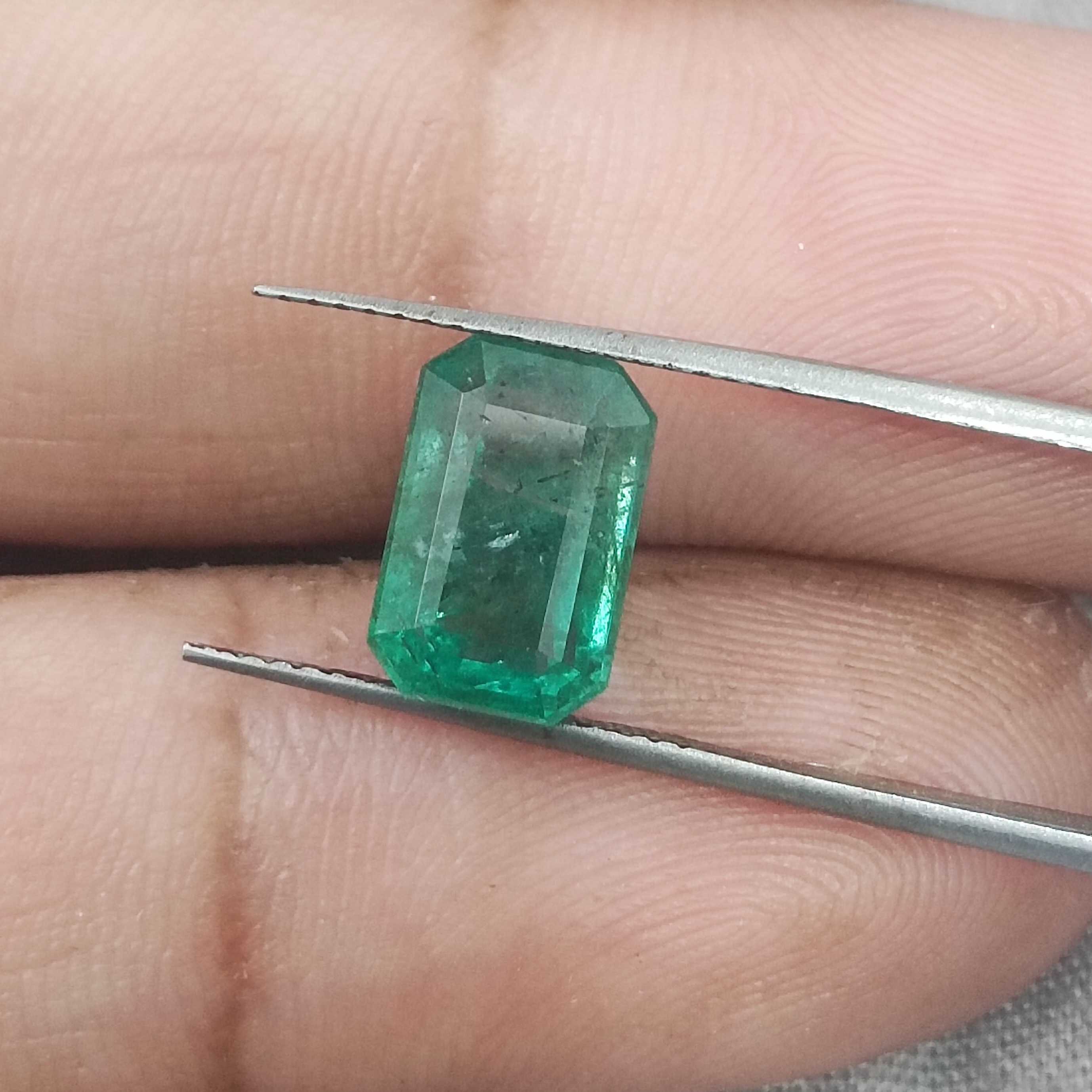 3.19ct GSI certy forest green colour octagon cut emerald gem