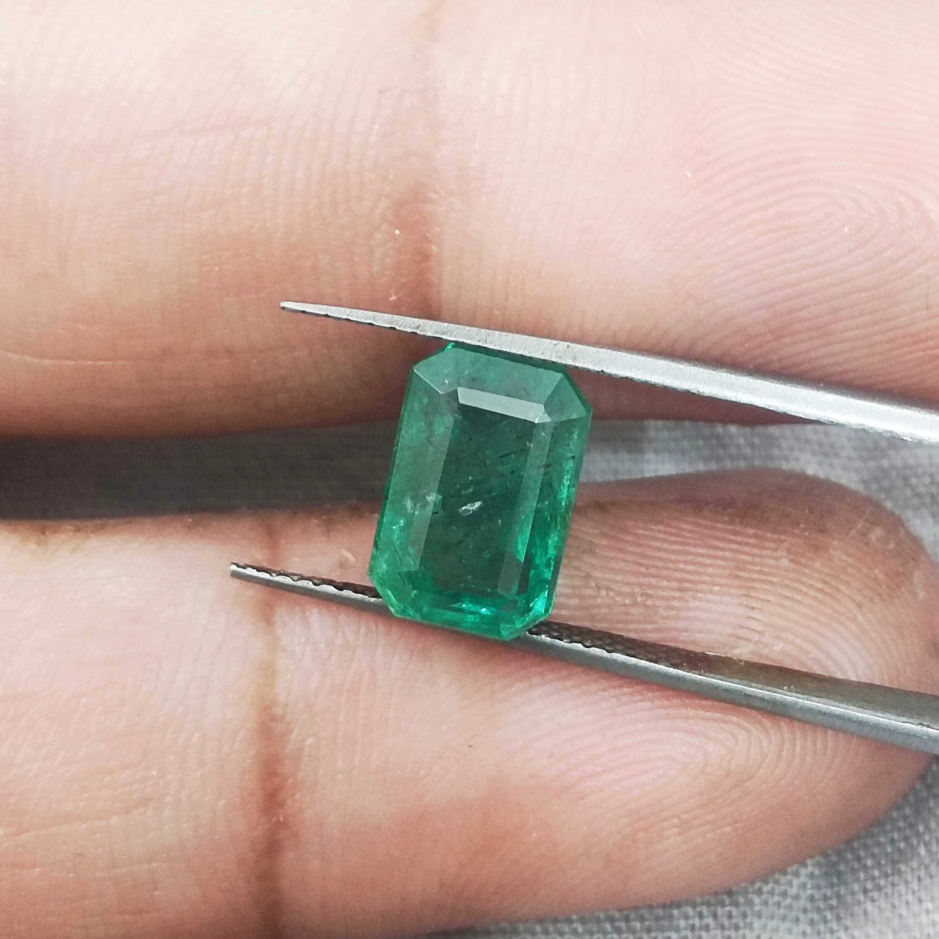 3.19ct GSI certy forest green colour octagon cut emerald gem
