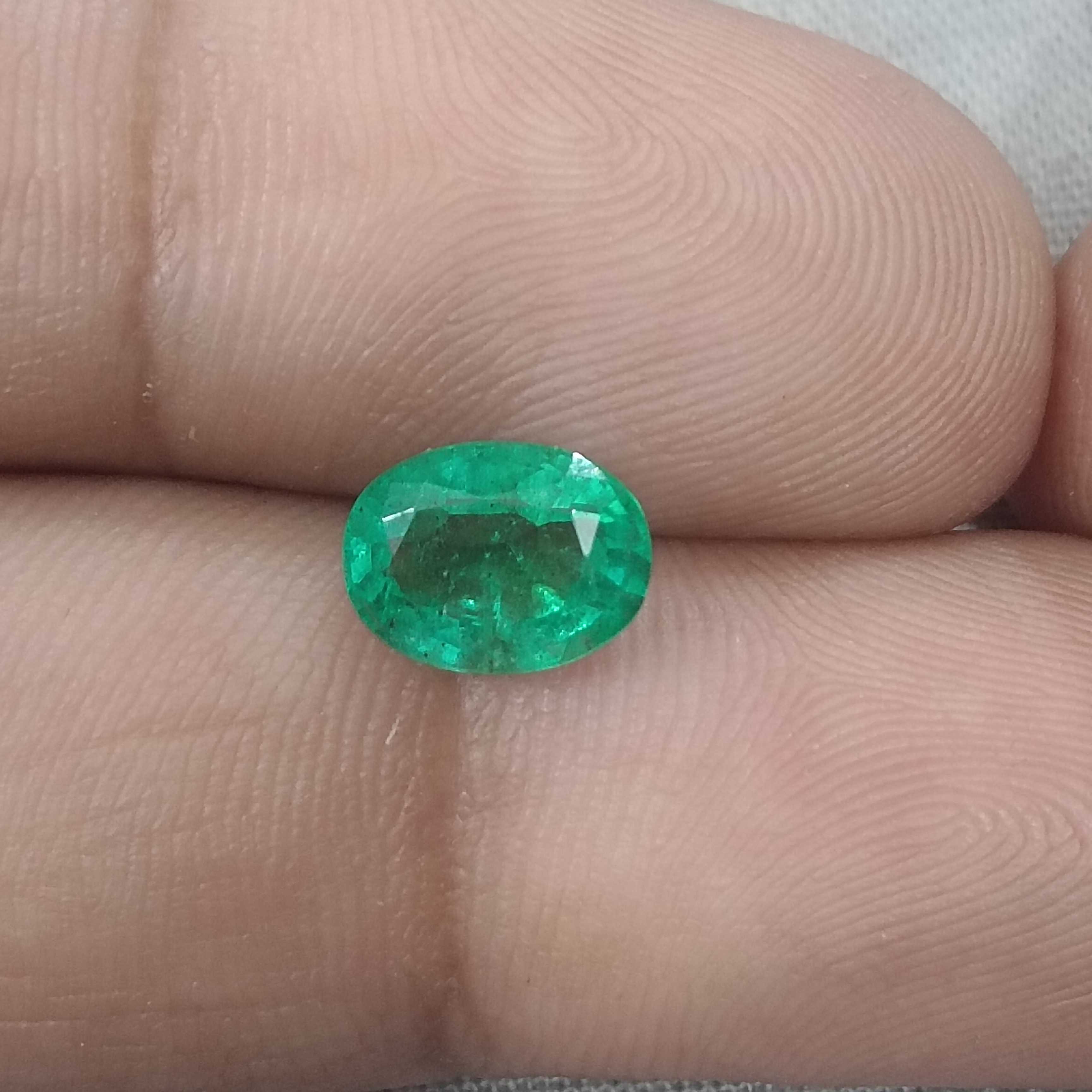 1.64cts GSI certified neon green color oval cut Panjshir origin emerald 