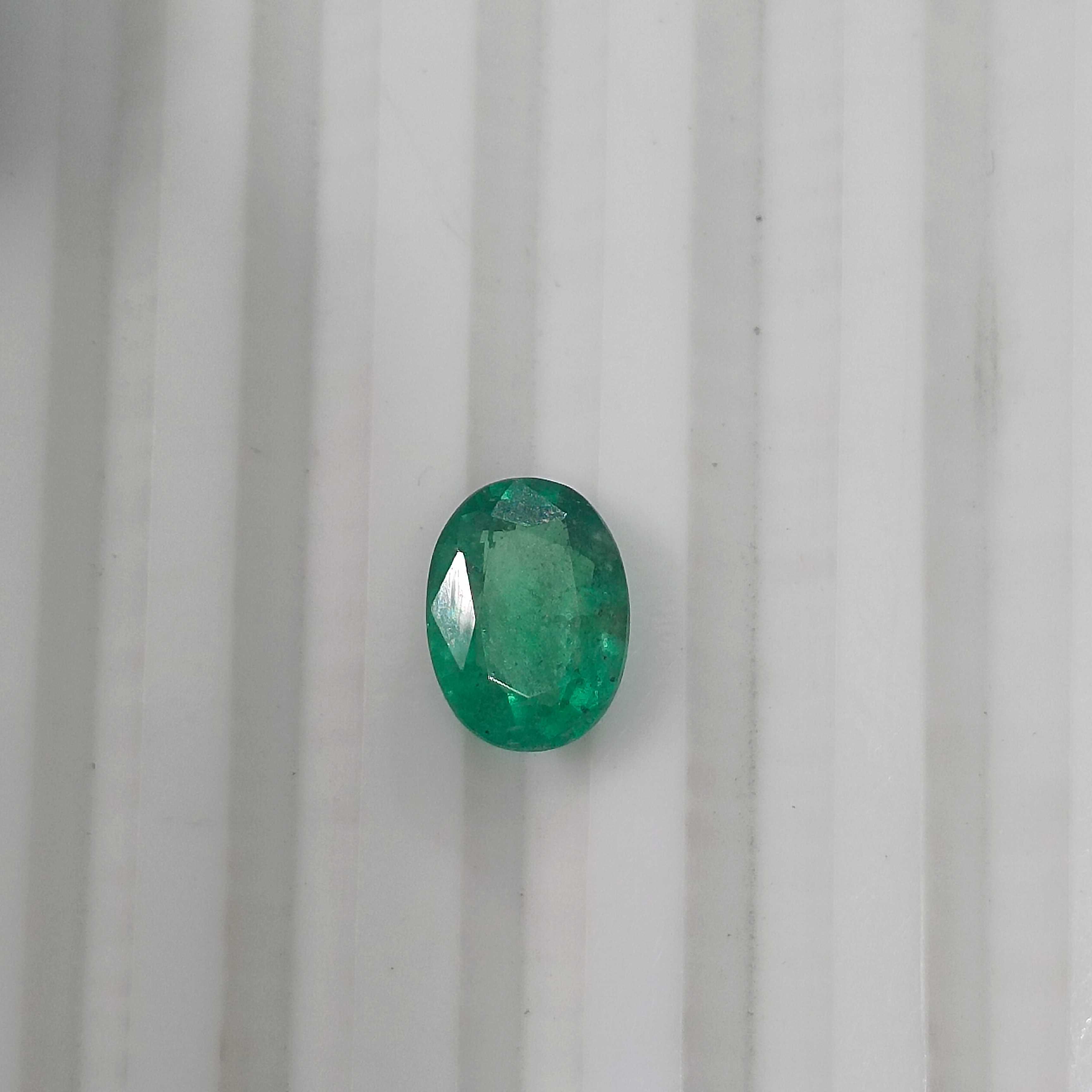 1.64cts GSI certified neon green color oval cut Panjshir origin emerald 