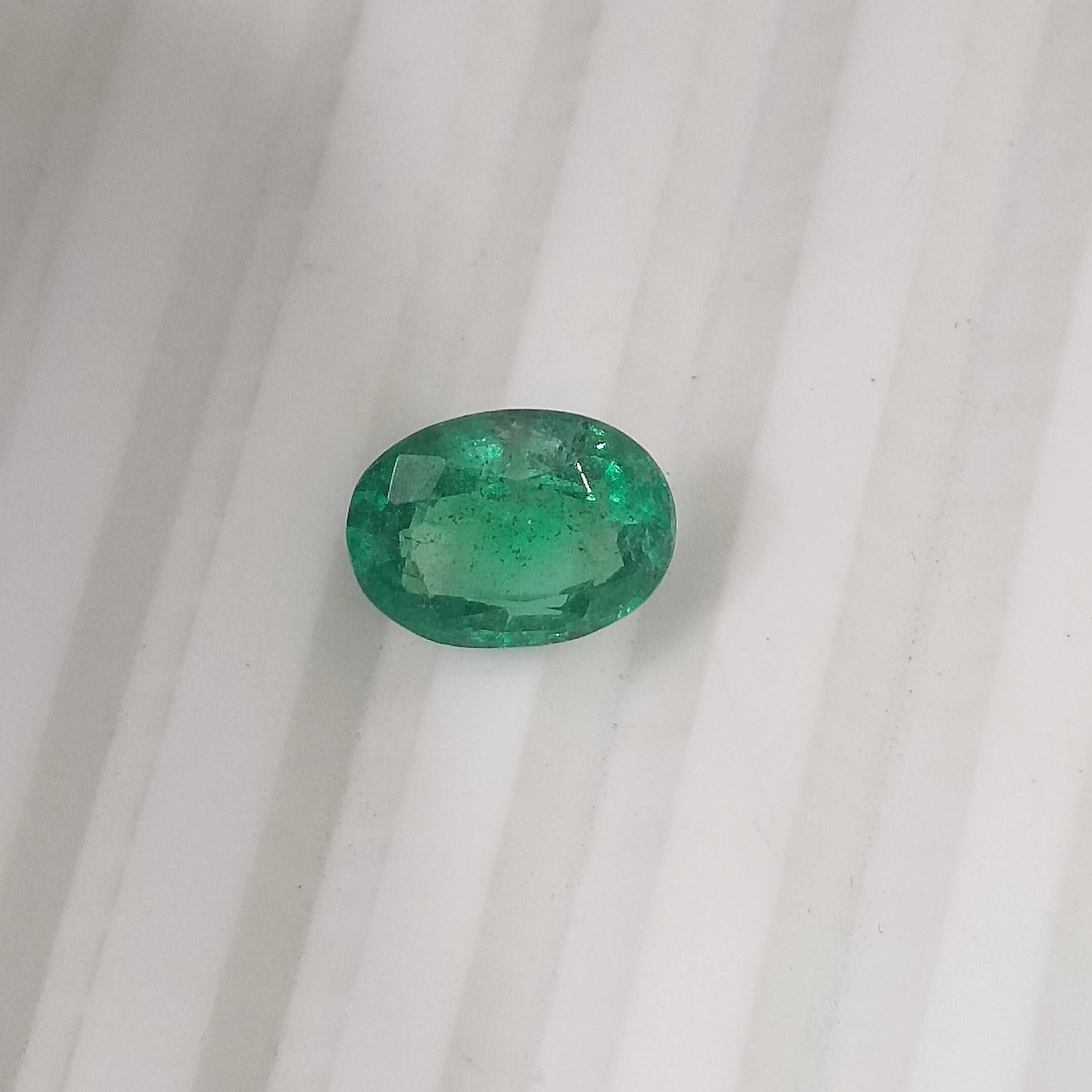 1.64cts GSI certified neon green color oval cut Panjshir origin emerald 