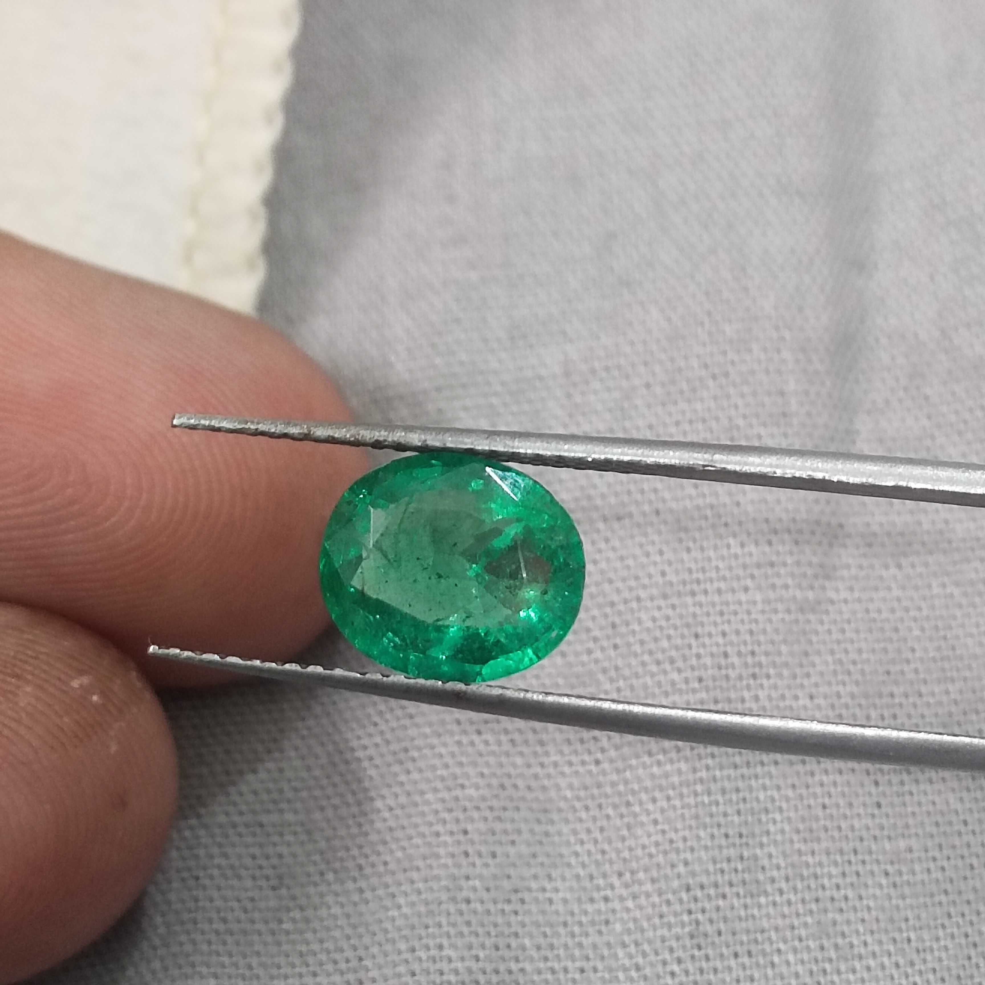 1.94cts GSI certified water green oval cut Panjshir emerald gemstone 