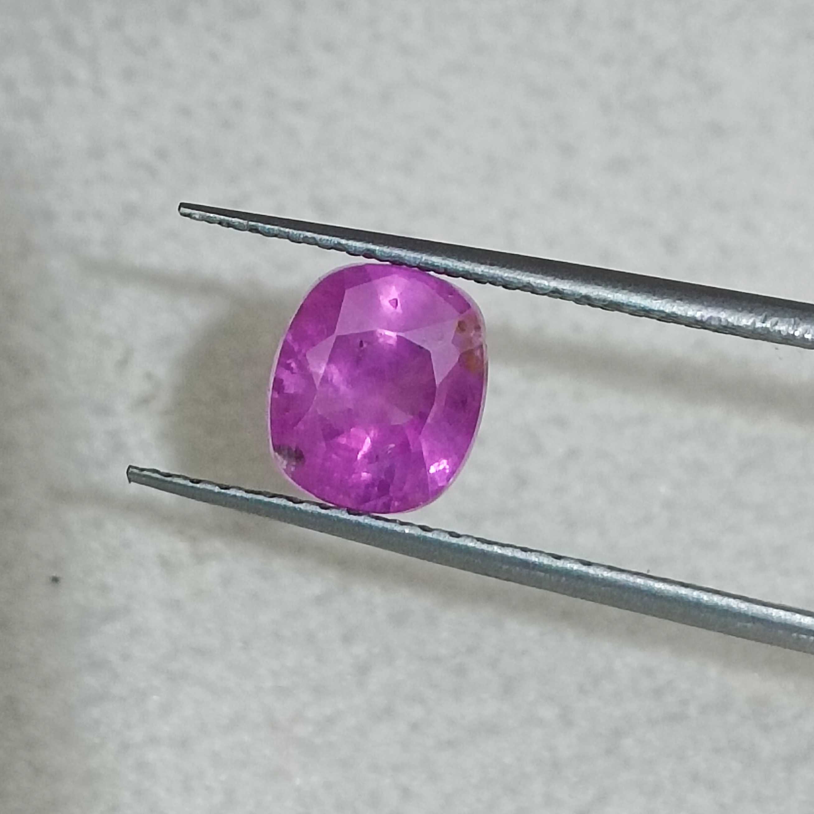 1.81cts GSI certified deep pink cushion mixed unheated Ceylon sapphire stone