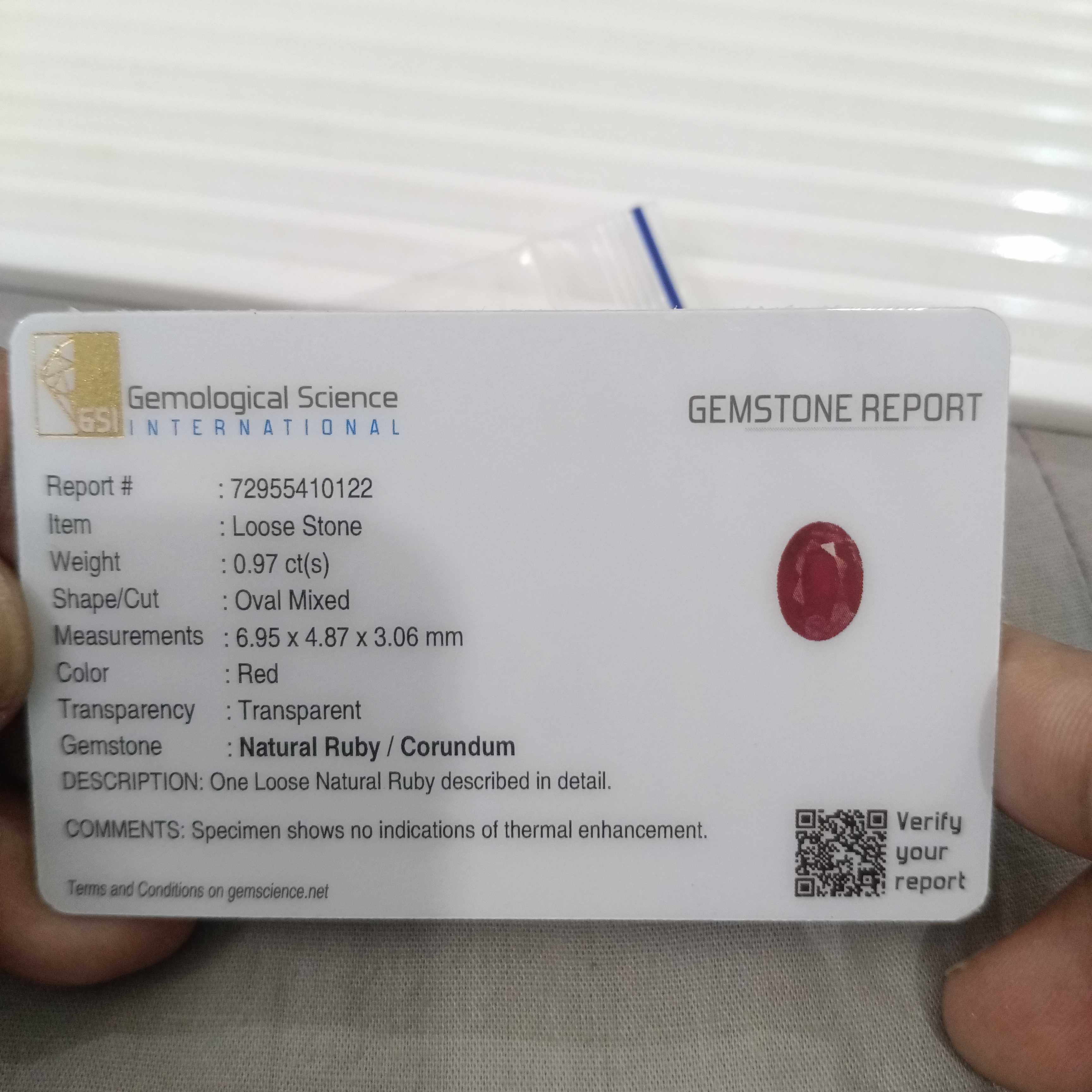 0.97cts GSI certified deep natural red oval cut untreated ruby gemstone 