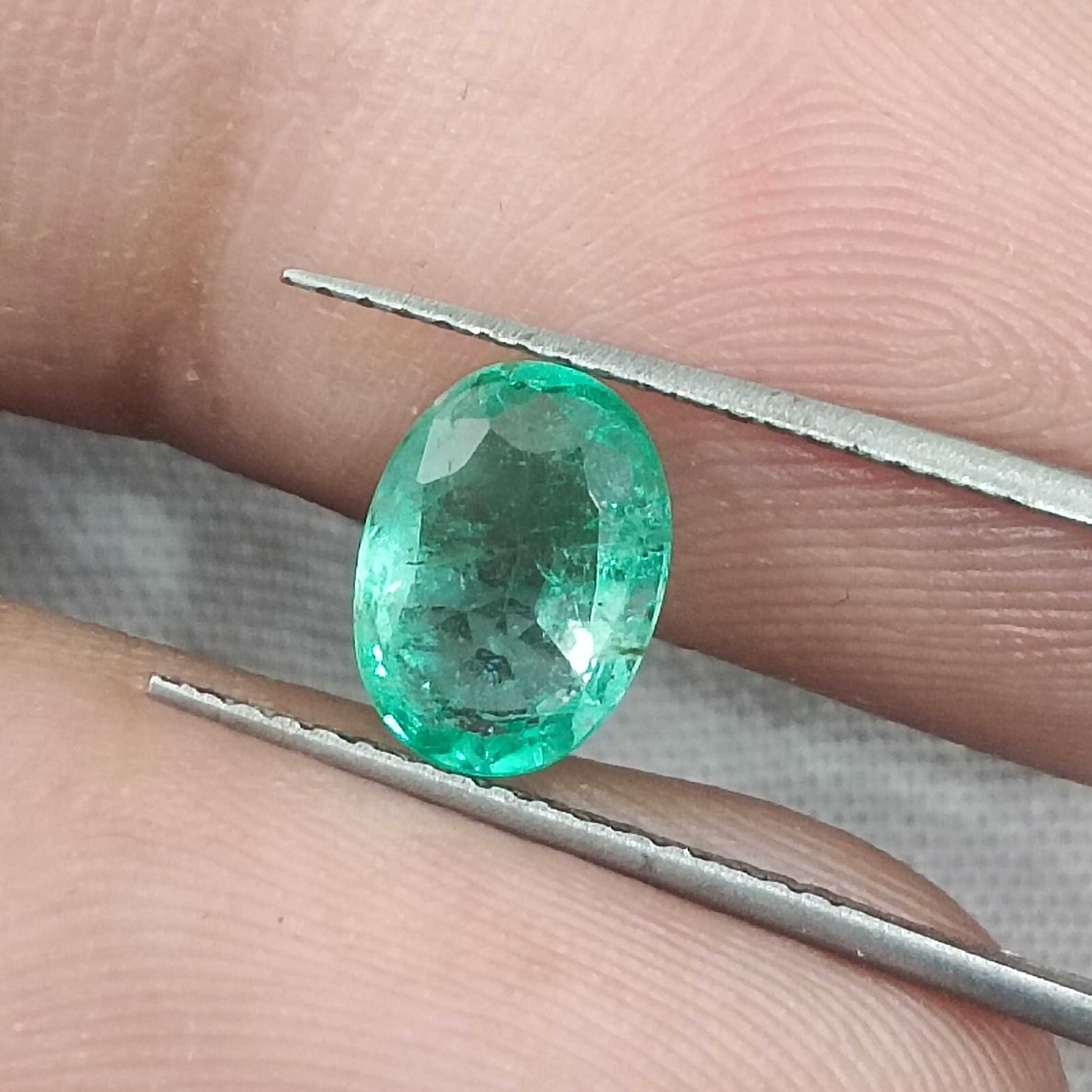 1.42ct certified pastel green oval shaped Ethiopian emerald stone 