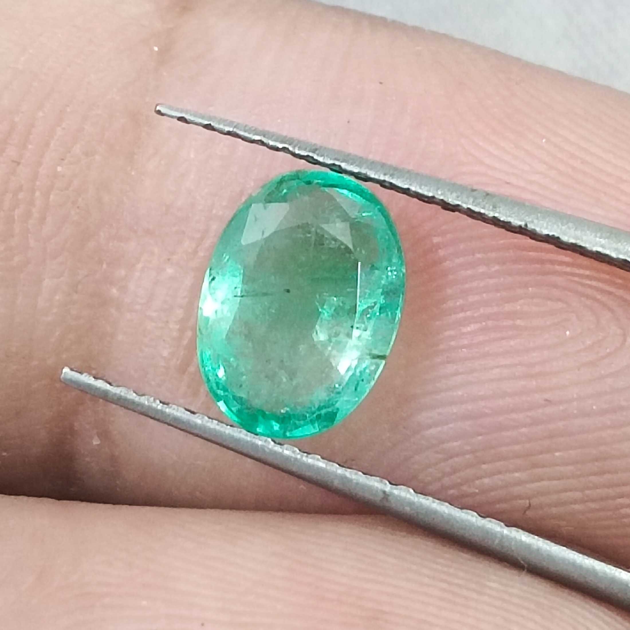 1.42ct certified pastel green oval shaped Ethiopian emerald stone 