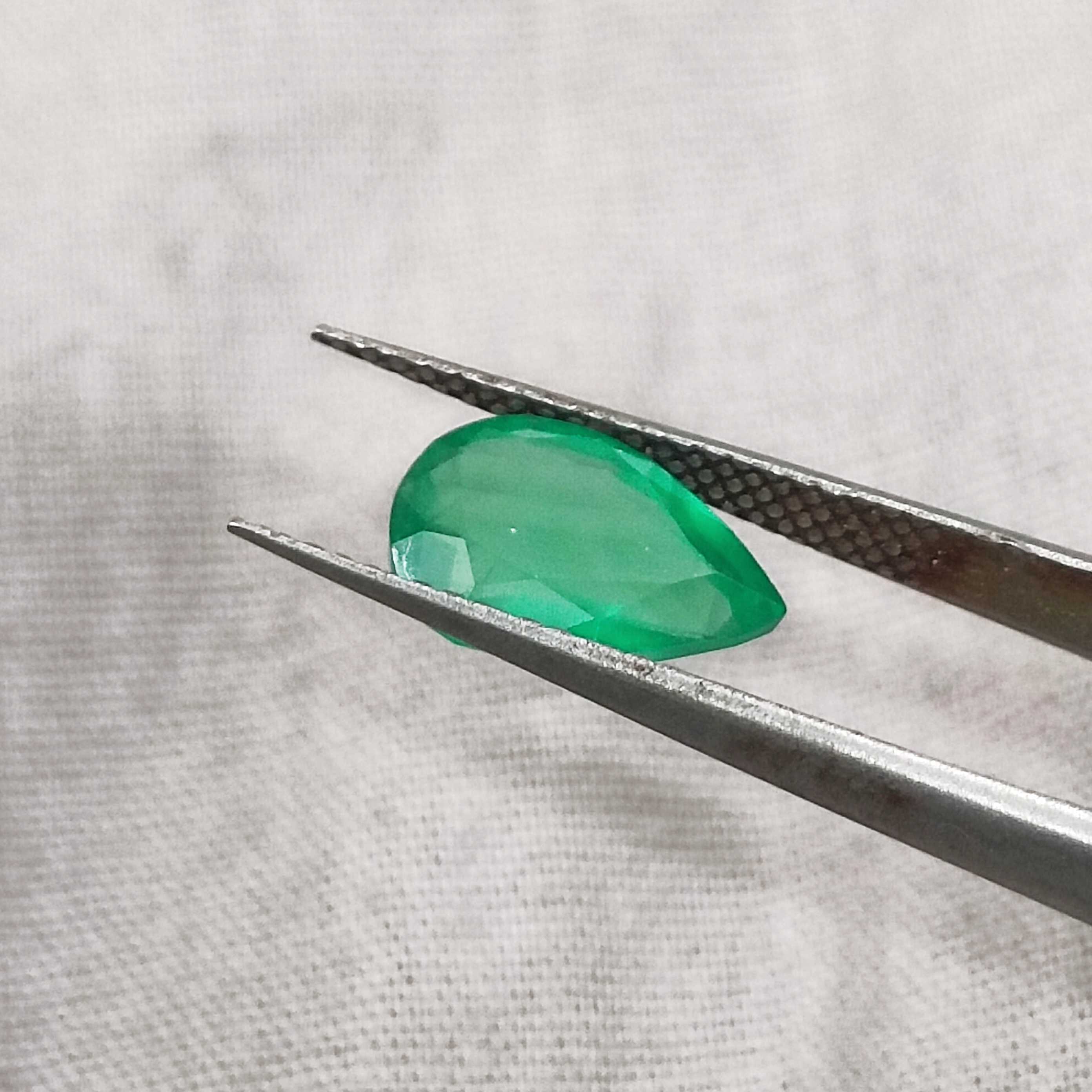 1.90cts GSI certified natural moist deep green pear cut emerald gemstone