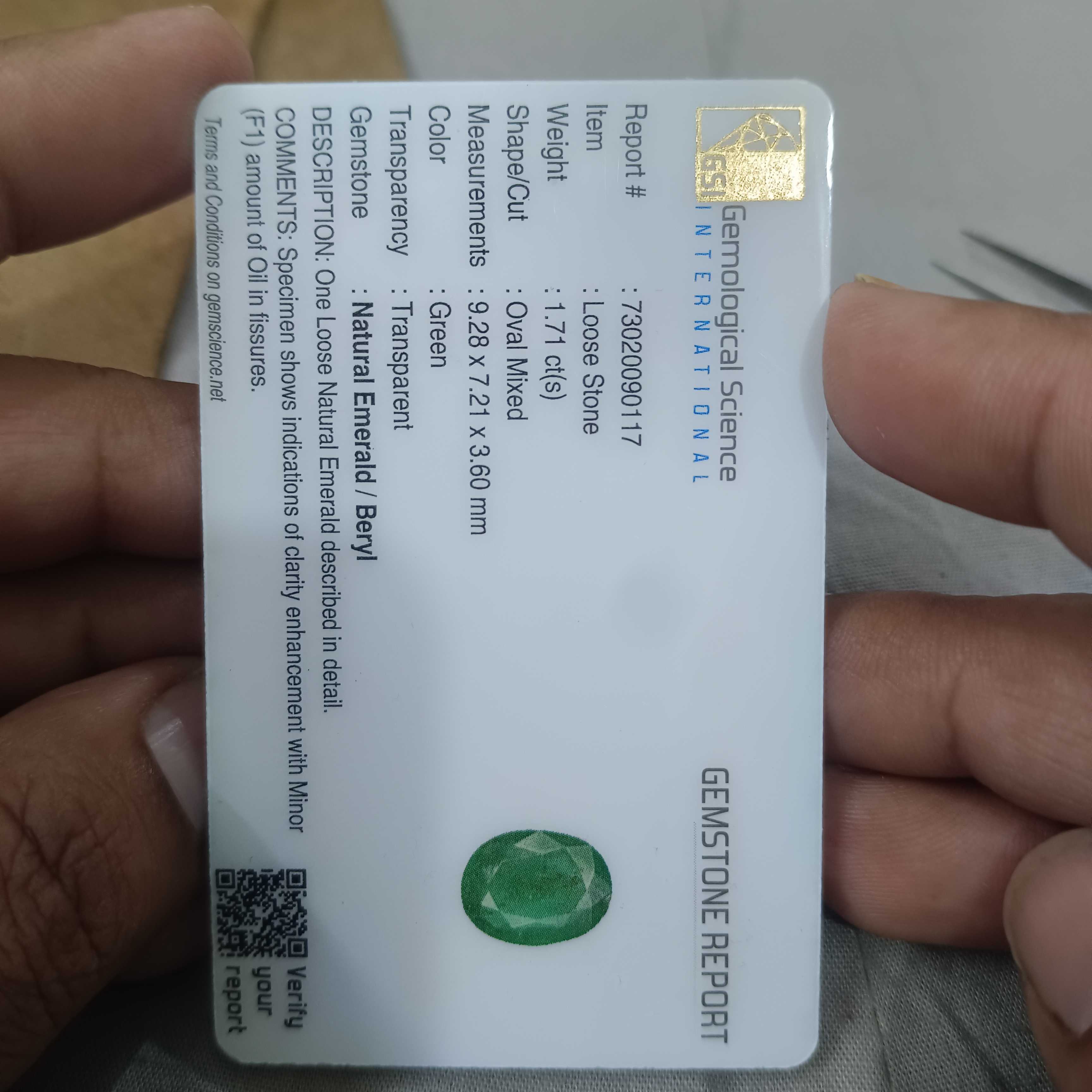 1.71cts certifiedforest green oval cut emerald 