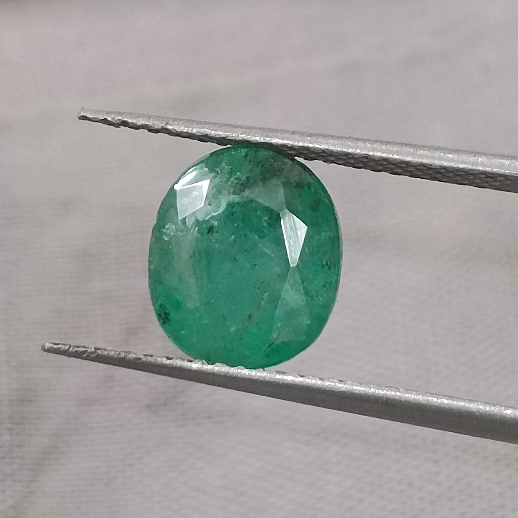2.38ct certified medium green oval mix Zambian emerald /