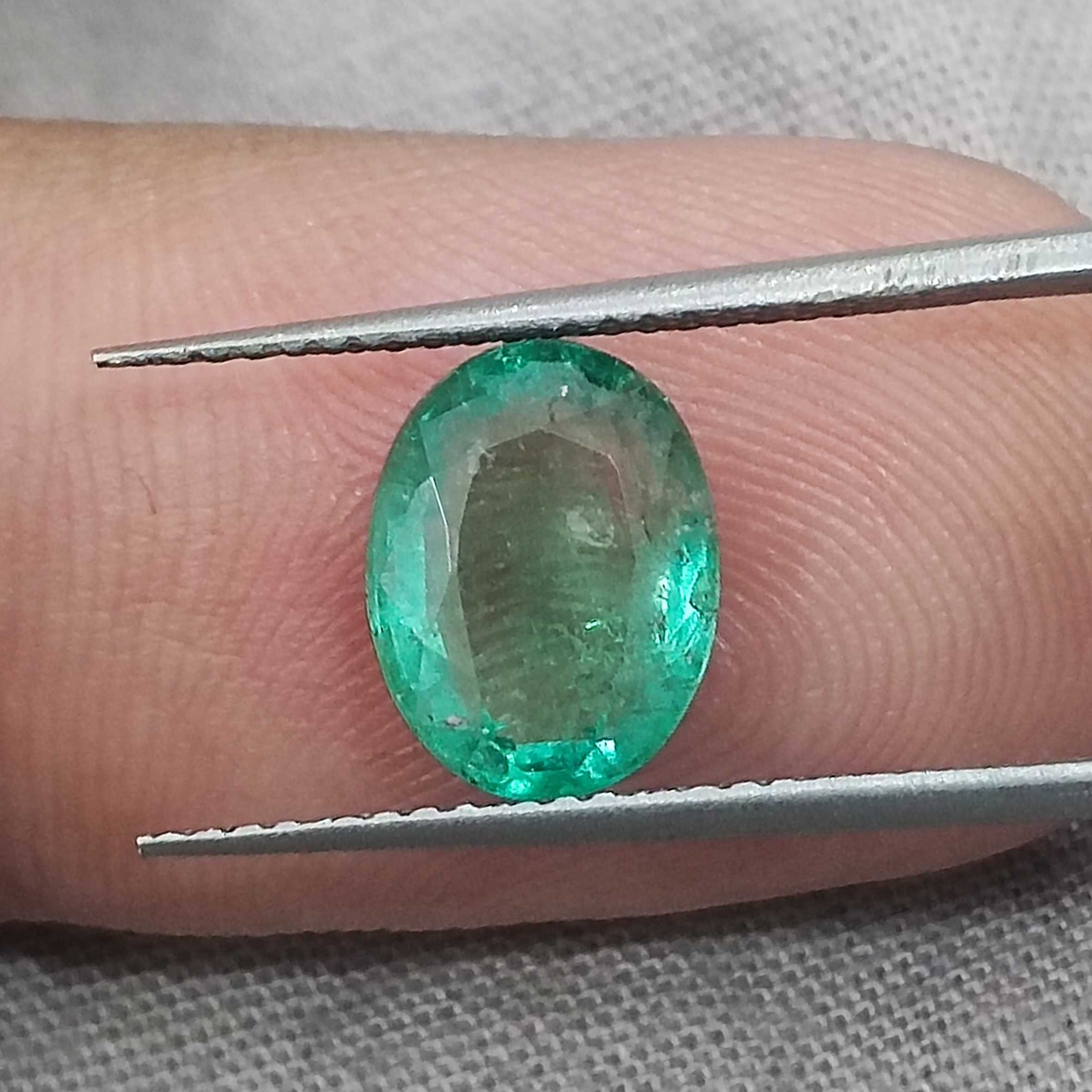 2.15cts GSI certified medium light green oval shape loose Zambian emerald 