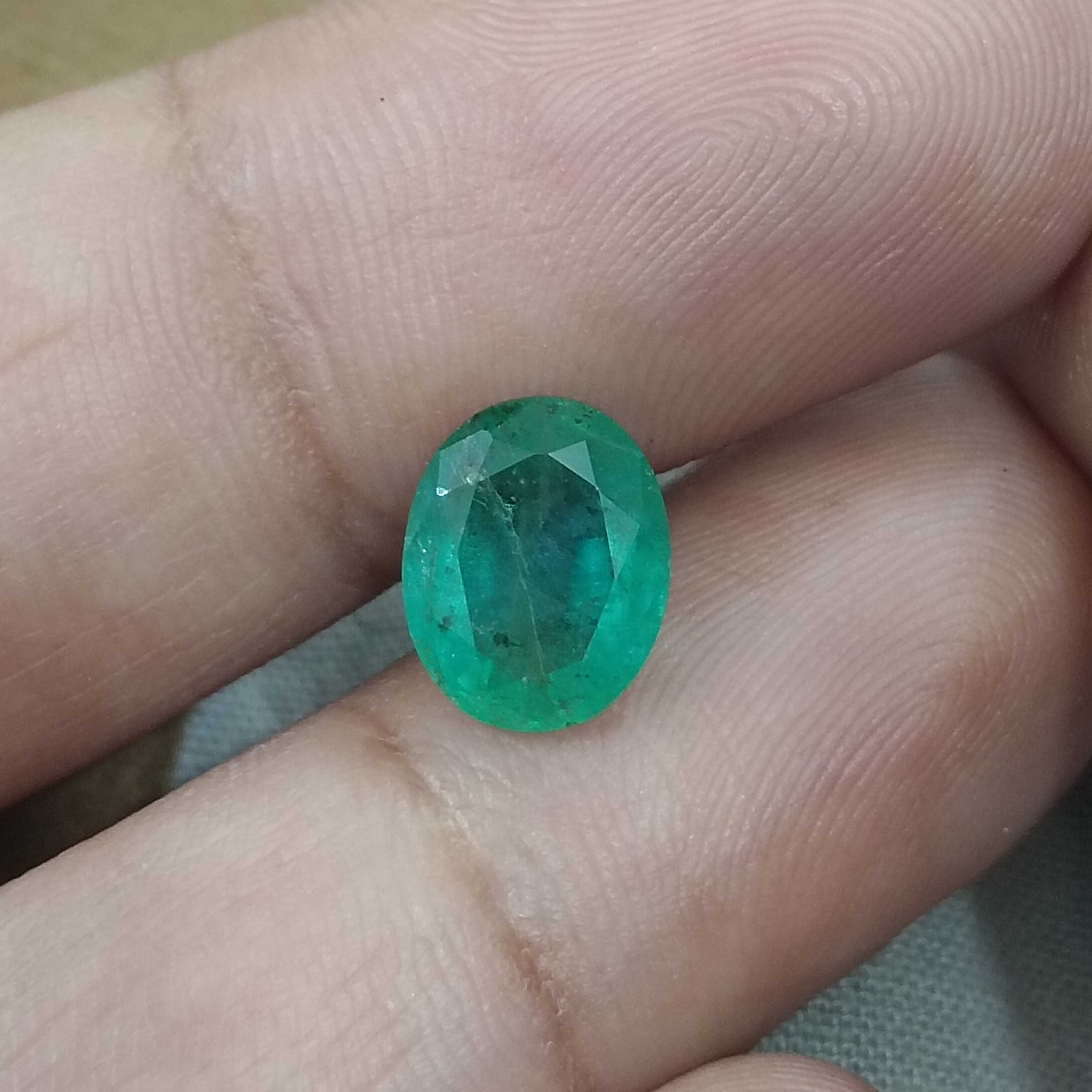 2.32ct certified natural sea green loose oval cut emerald gemstone 