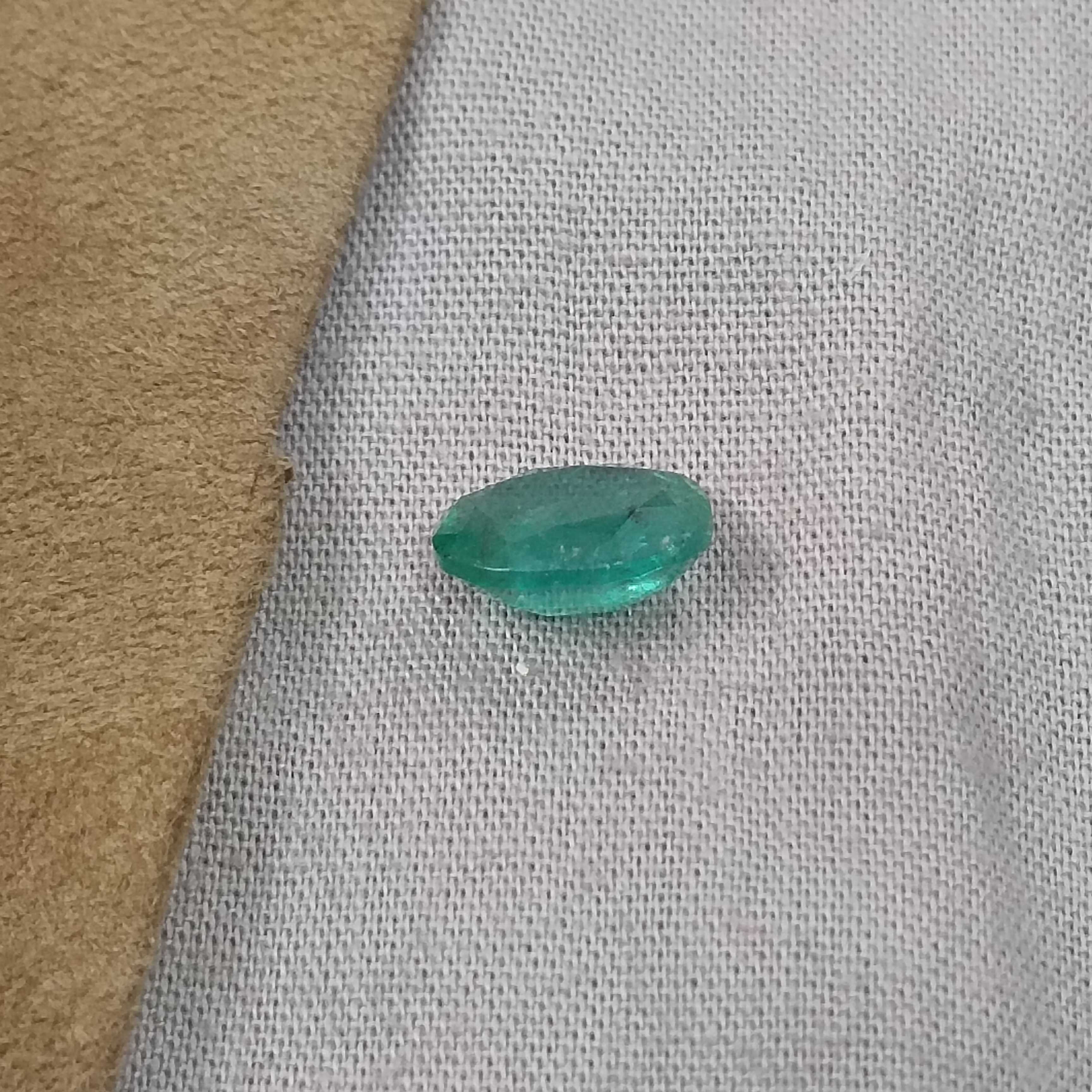 2.32ct certified natural sea green loose oval cut emerald gemstone 