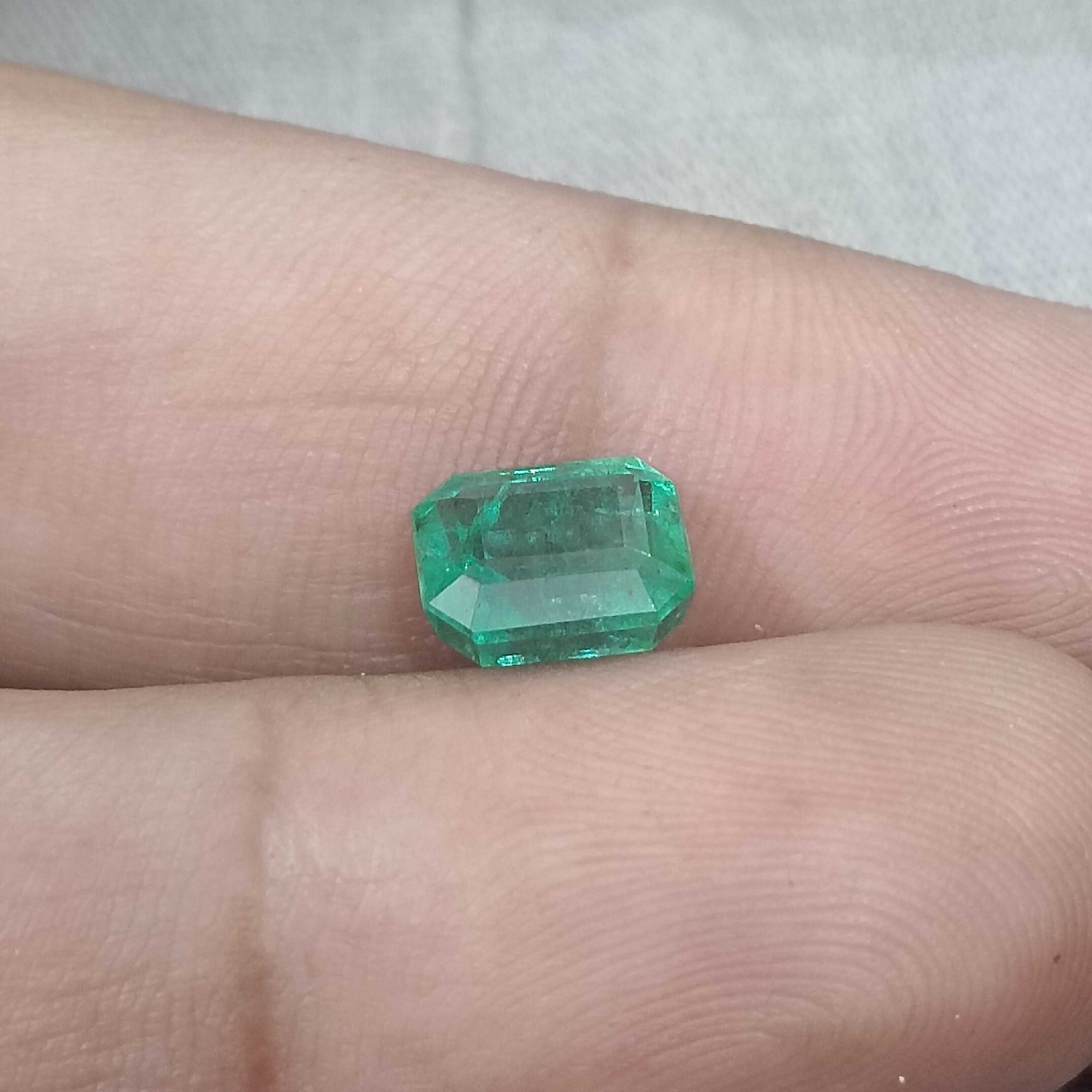 2.21cts GSI certified glass green loose octagon cut natural emerald 