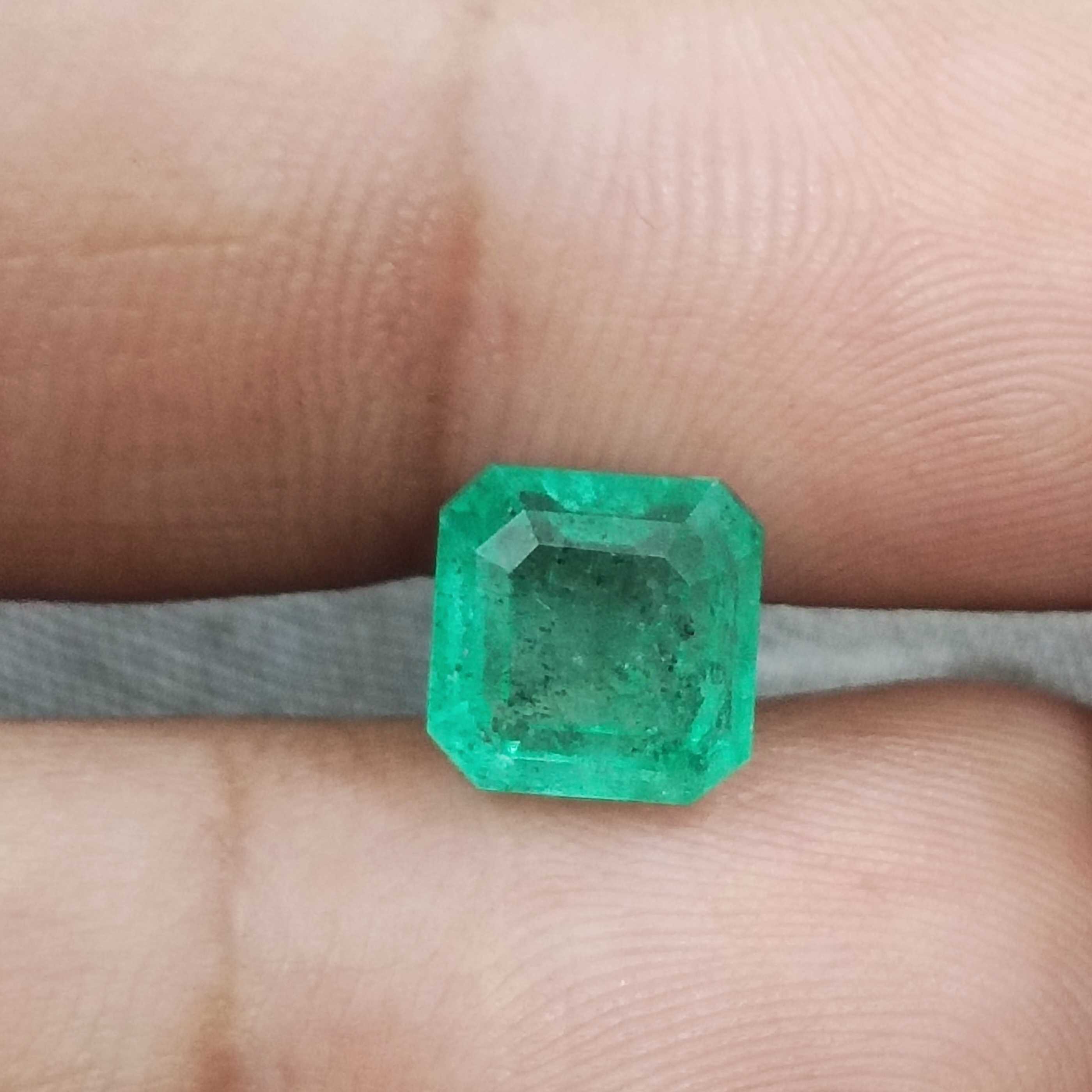 2.80cts GSI certified medium sea green square octagon cut natural emerald stone