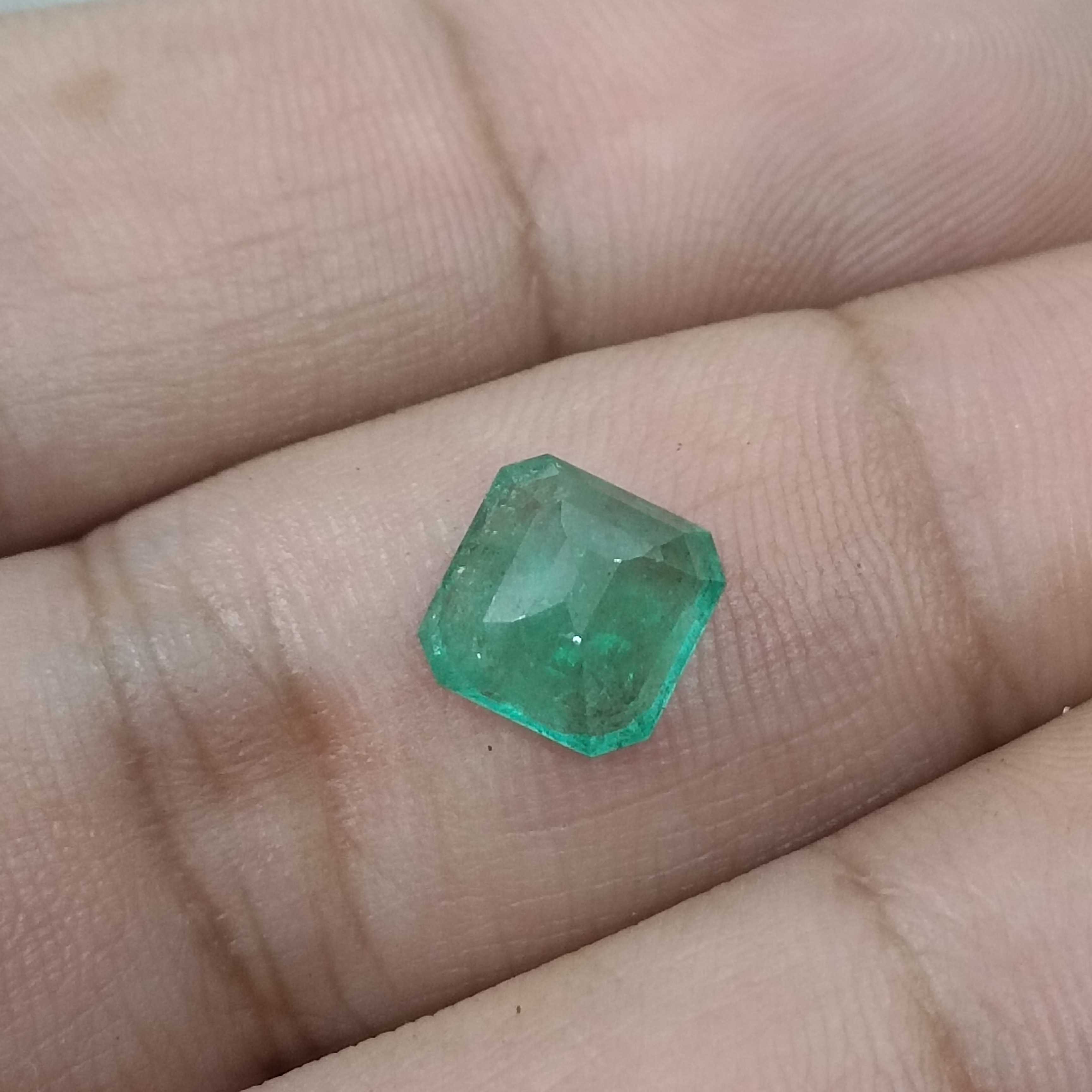 2.80cts GSI certified medium sea green square octagon cut natural emerald stone