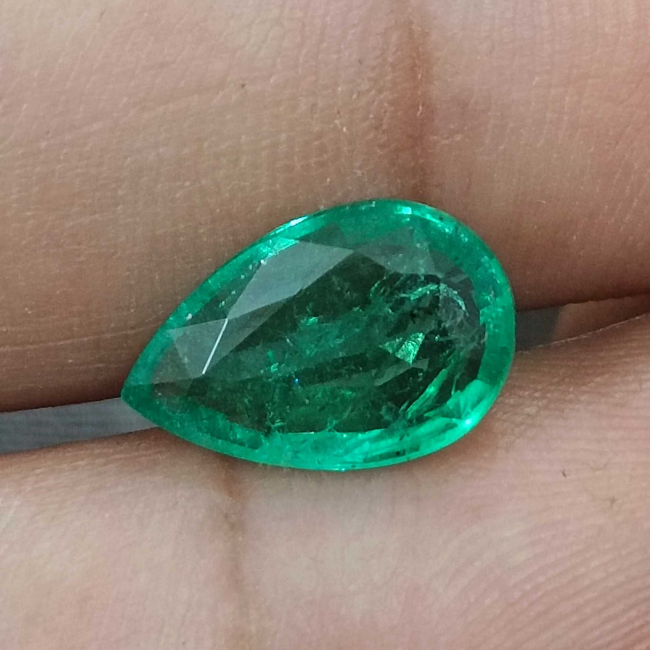 3.25cts GSI certification natural spring green pear shape emerald gem/