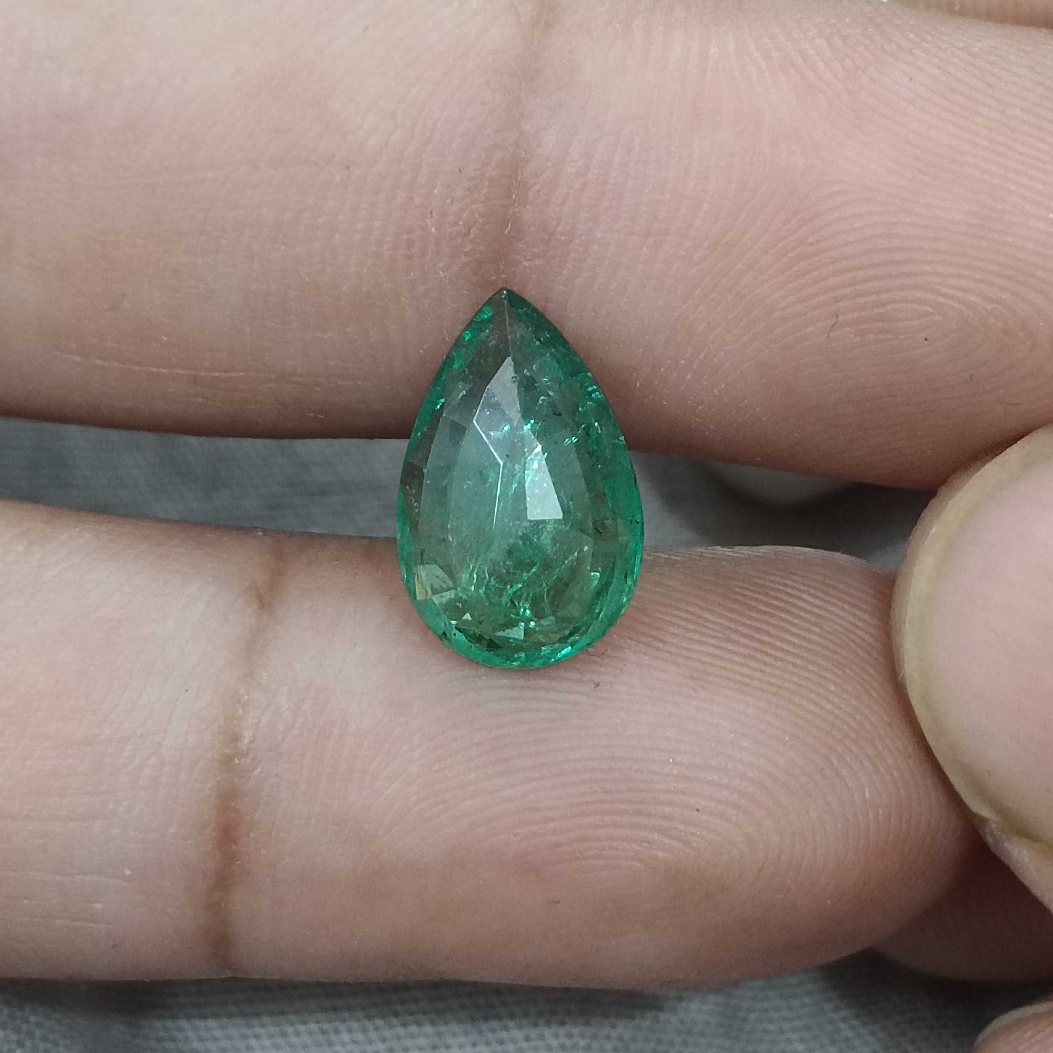 3.25cts GSI certification natural spring green pear shape emerald gem