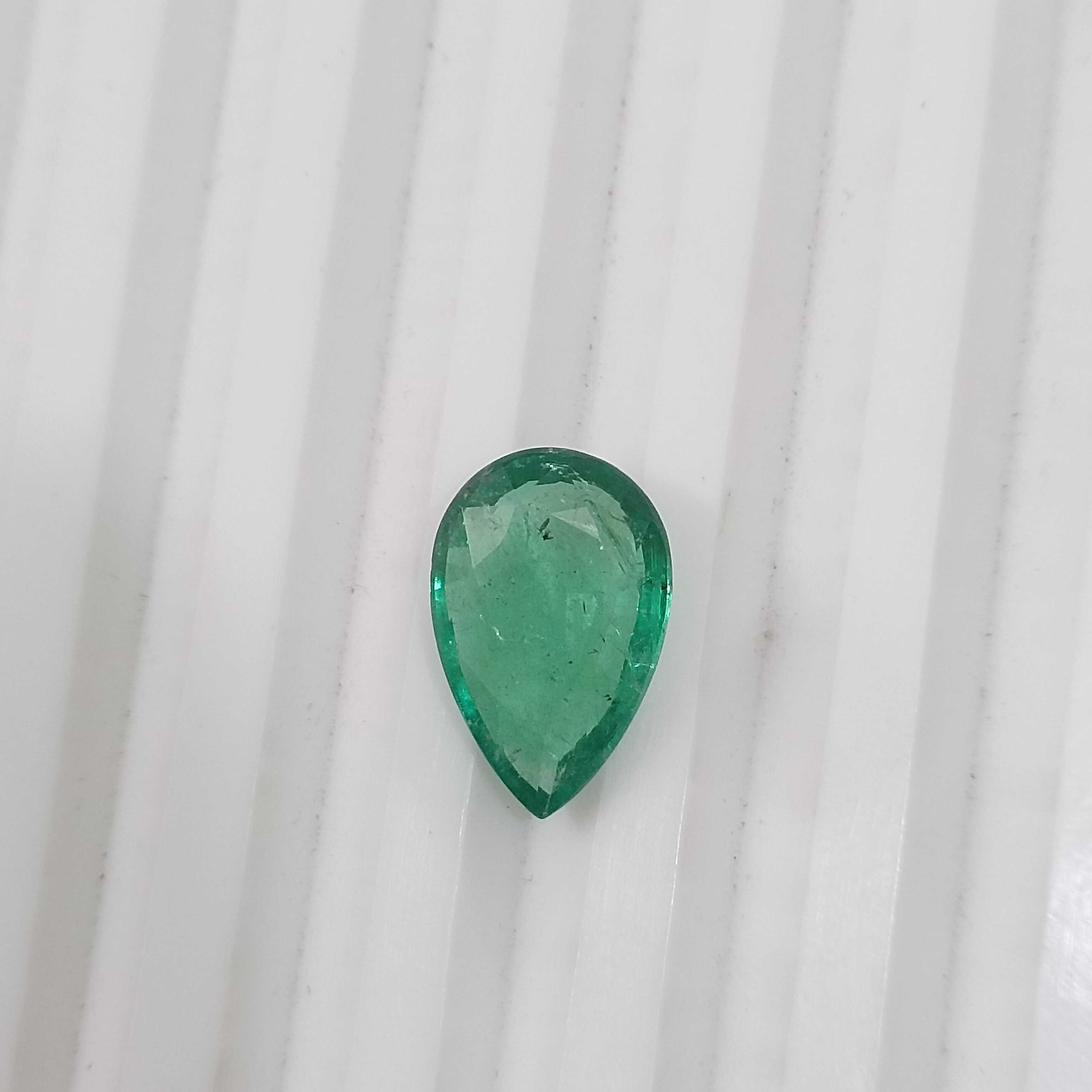 3.25cts GSI certification natural spring green pear shape emerald gem