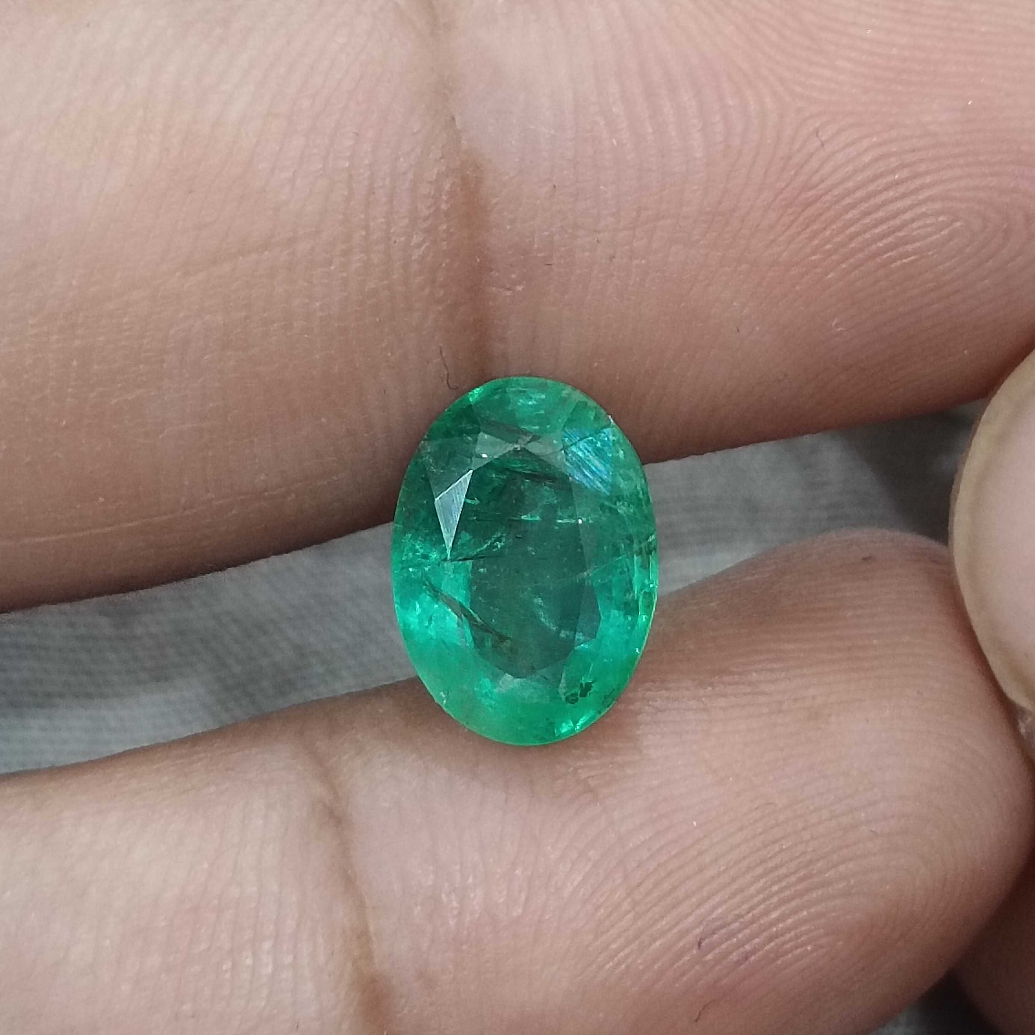 3.62ct GSI (USA) certified lively natural spring green oval Colombian emerald gem