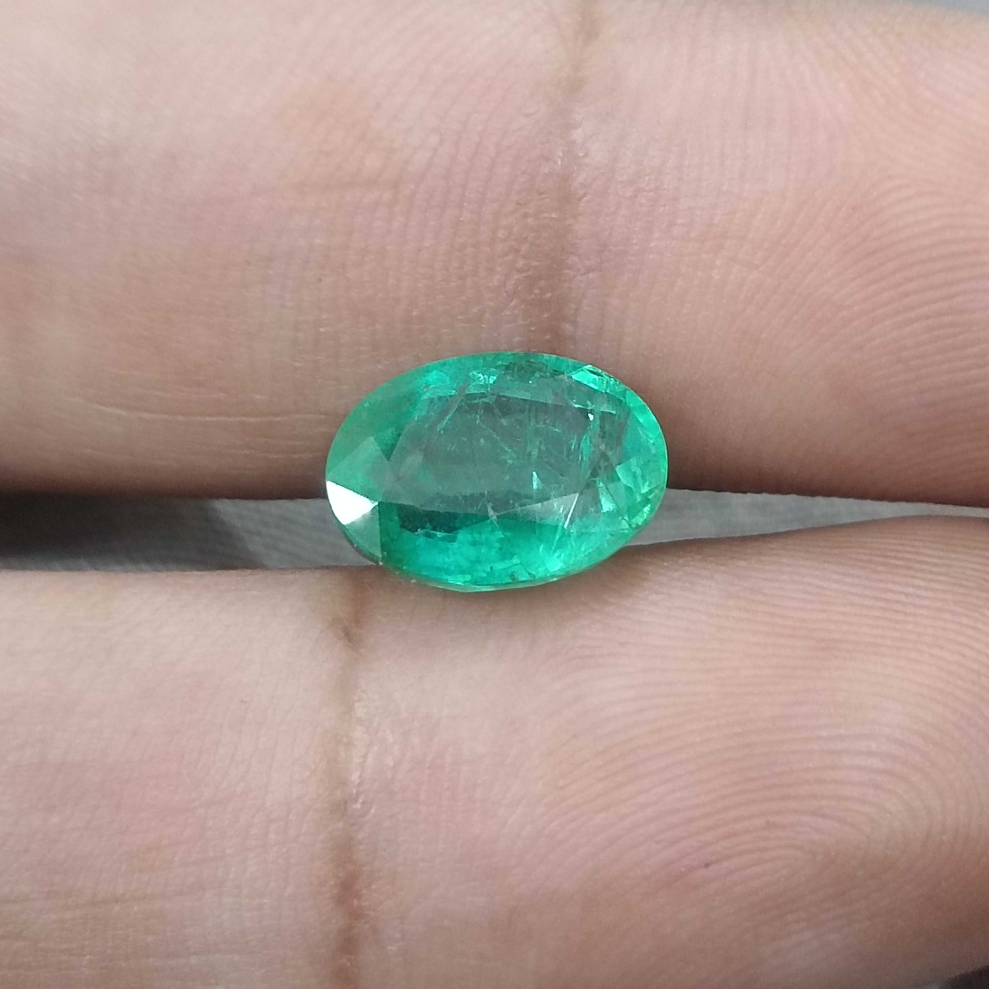 3.62ct GSI (USA) certified lively natural spring green oval Colombian emerald gem