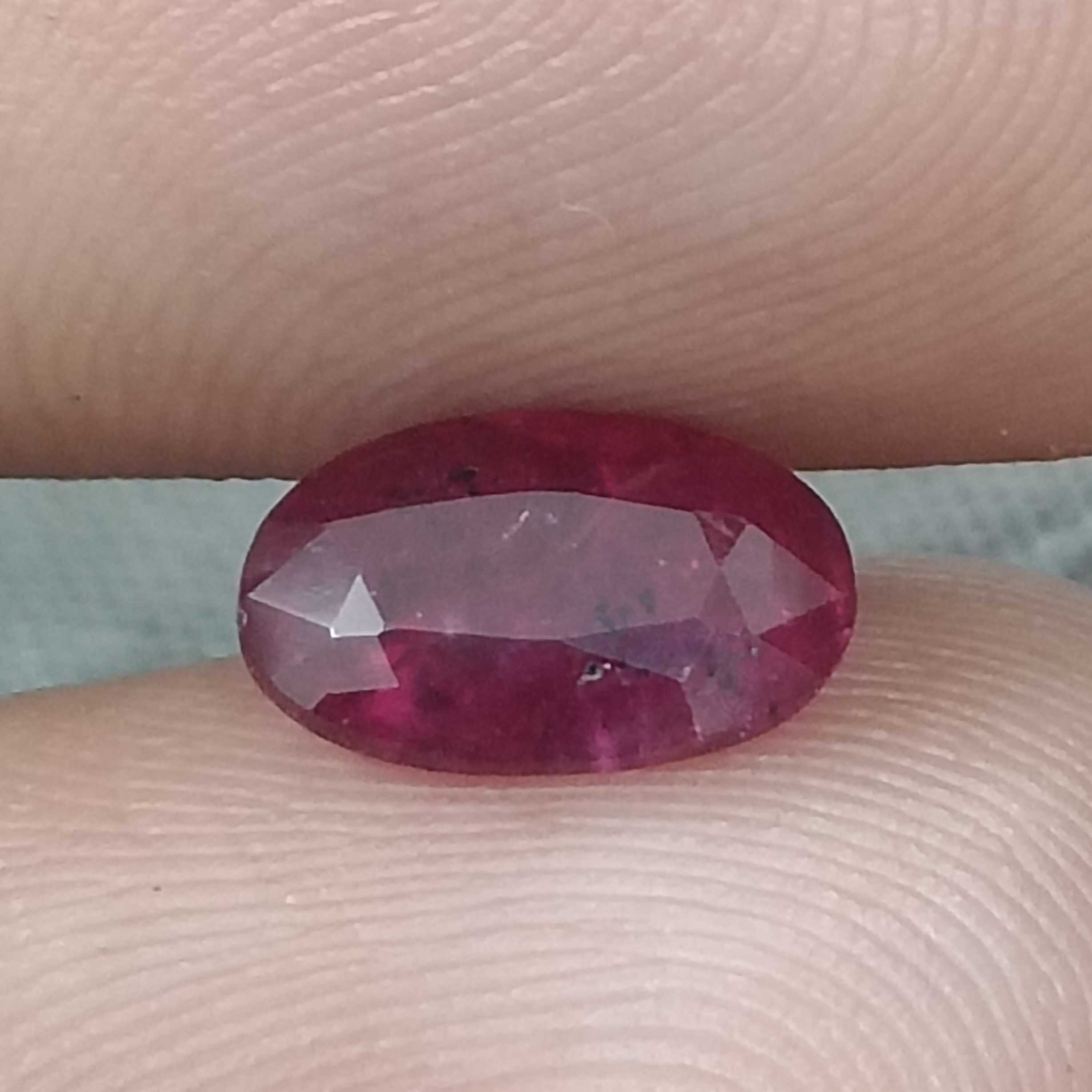1.48cts GSI certified deep blood color natural oval Mozambique ruby stone 