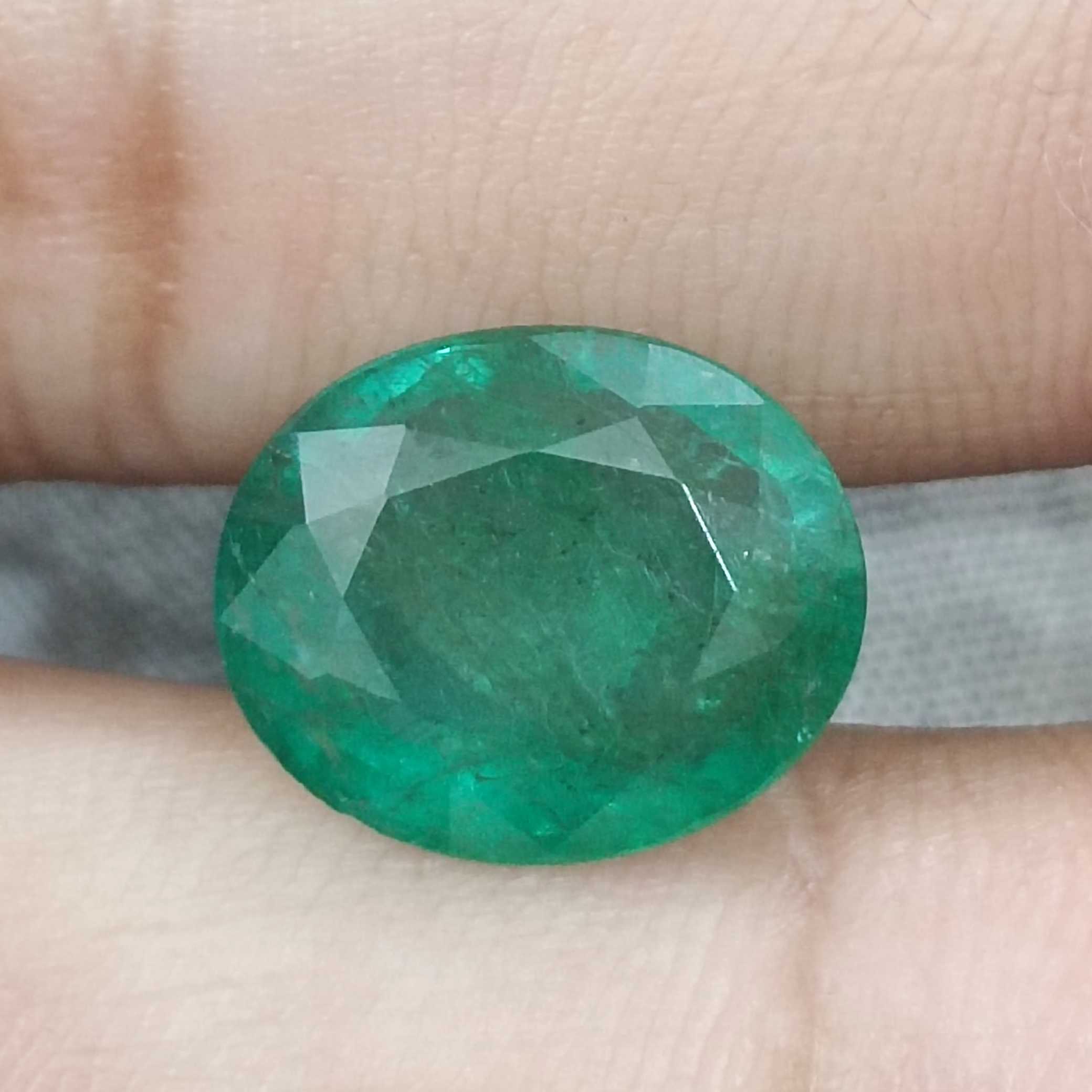 6.30cts certified spring green oval cut natural big size emerald gemstone /