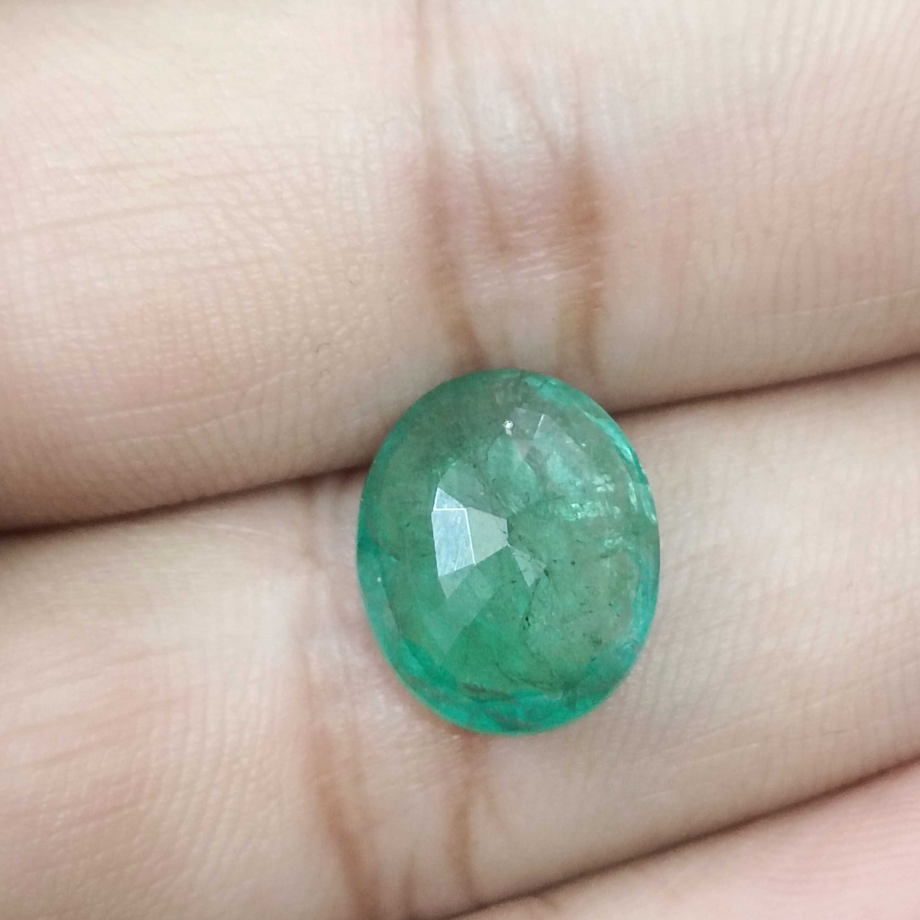 6.30cts certified spring green oval cut natural big size emerald gemstone 