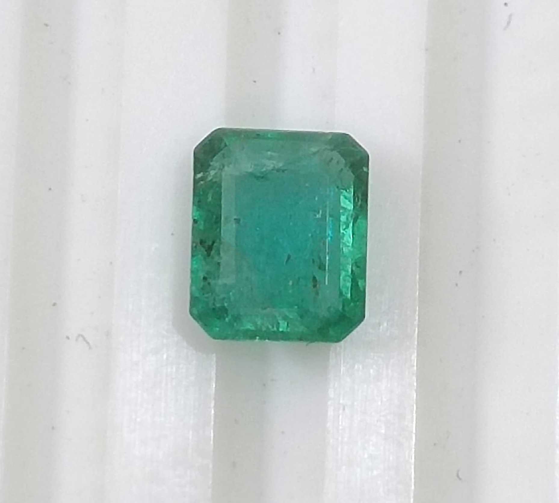1.15ct GSI Certified Medium Light Green Emerald Minor Oiled Loose Gemstone