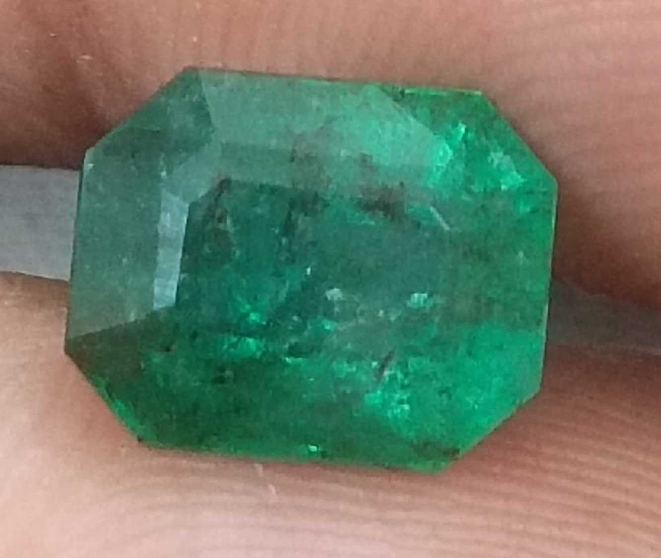 2.36ct GSI Certified Deep Green Emerald Minor Oiled Loose Gemstone 