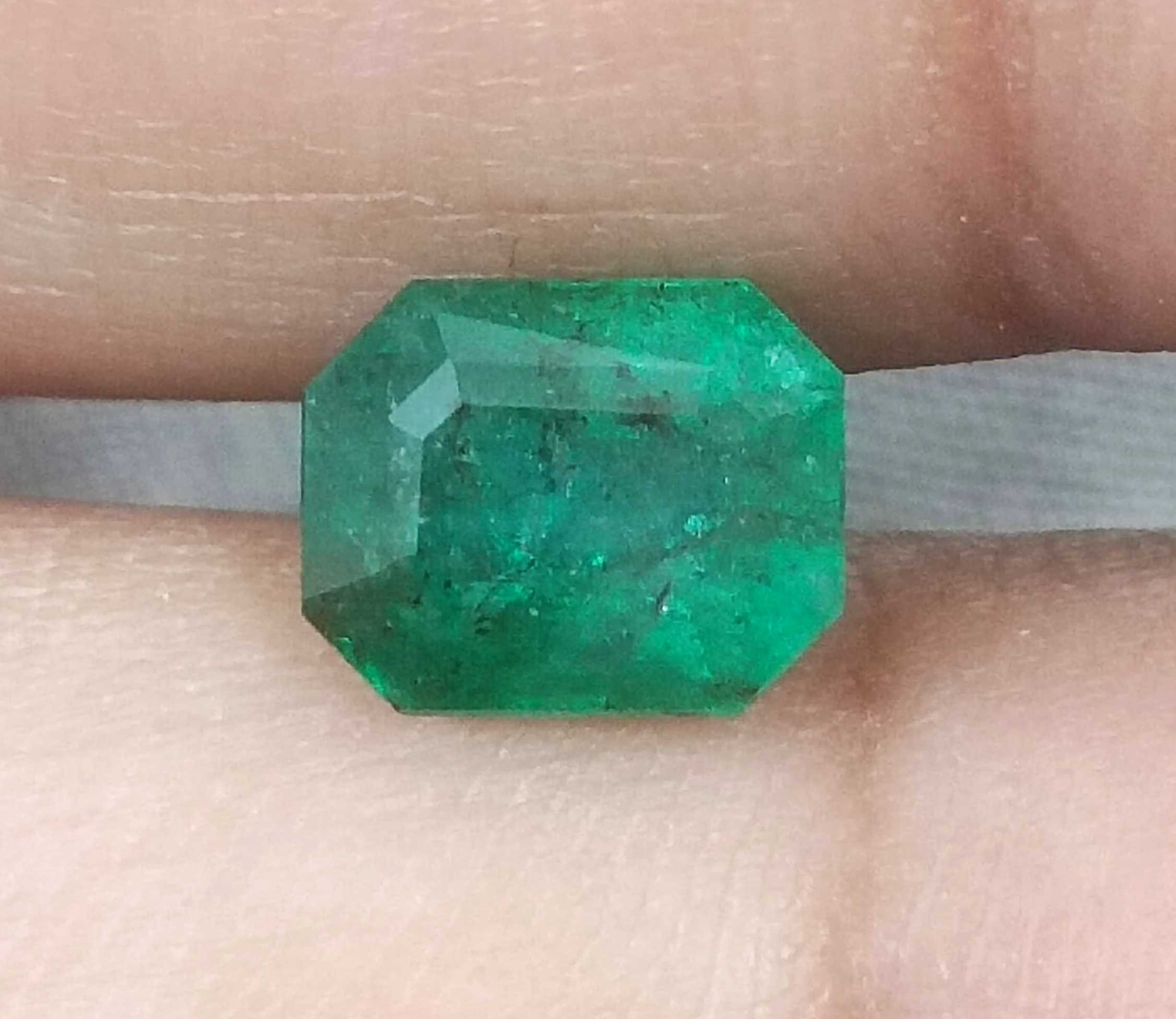 2.36ct GSI Certified Deep Green Emerald Minor Oiled Loose Gemstone 