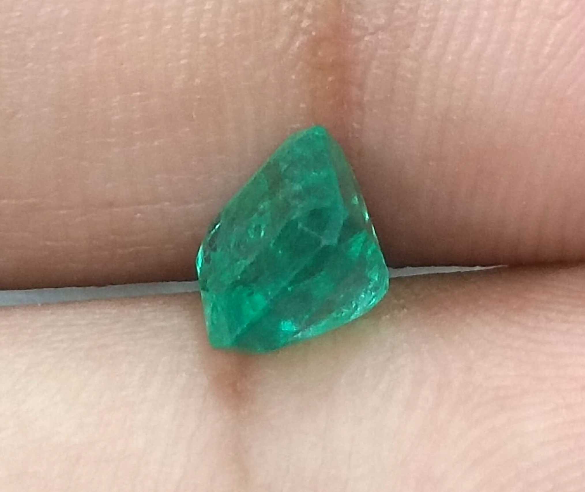 1.46ct GSI Certified Vivid Green Emerald Cut Zambian Emerald Minor Oiled Loose Gemstone 
