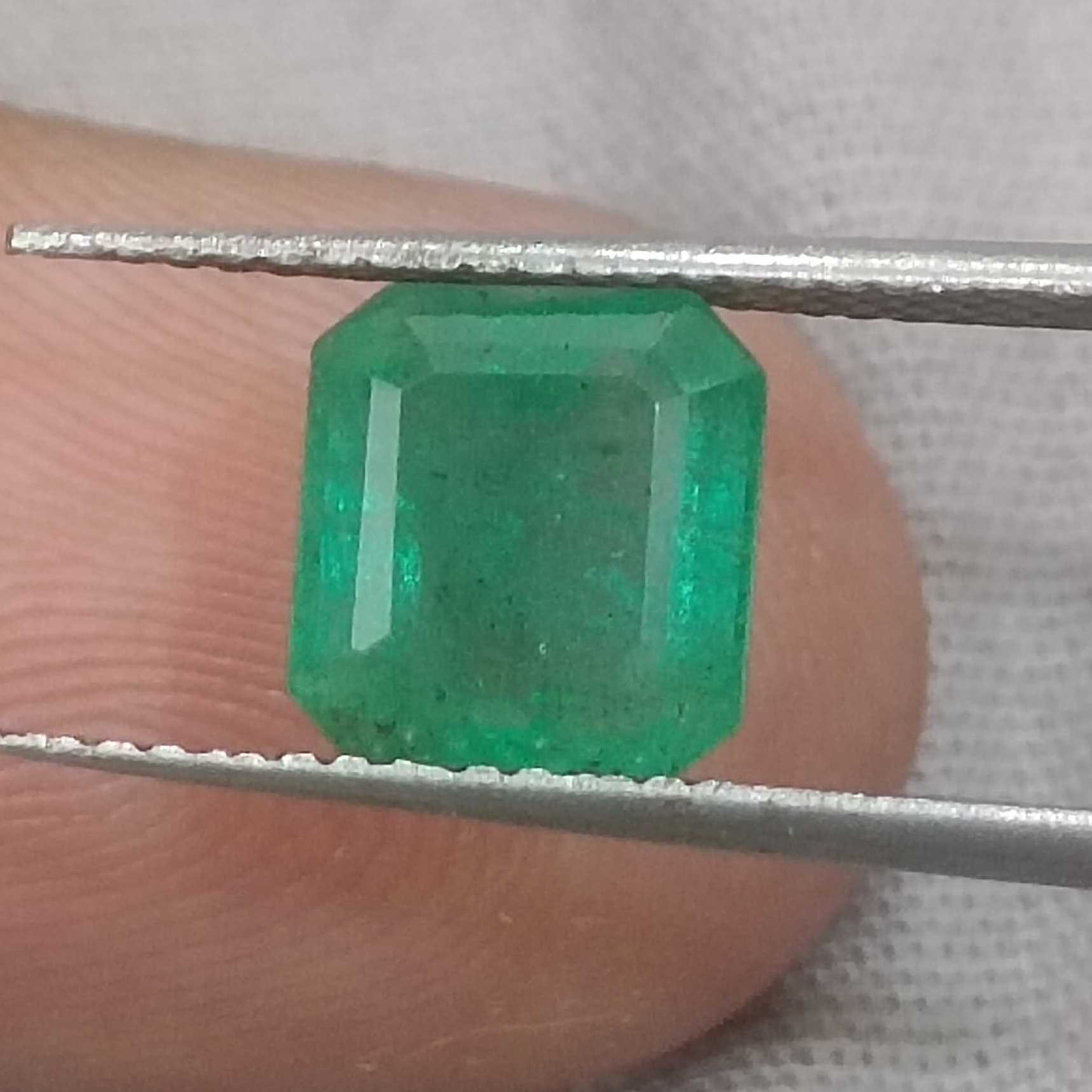 2.24ct GSI Certified Zambian Loose Emerald Minor Oil Gem/