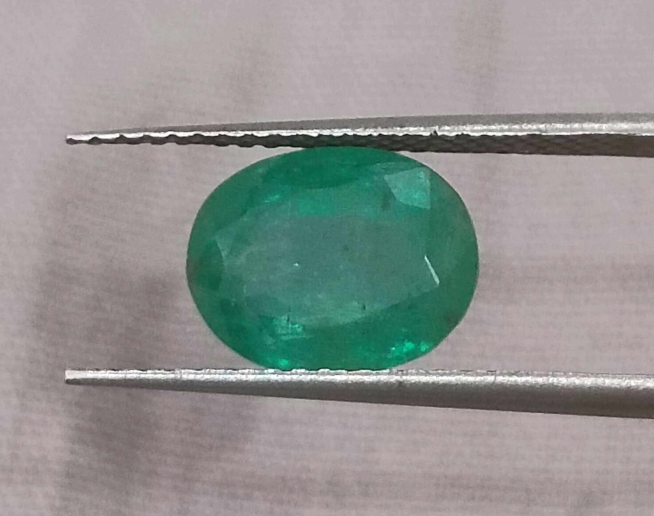 2.64ct GSI Certified Oval Cut Zambian Loose Emerald Earth Mined Gemstone 