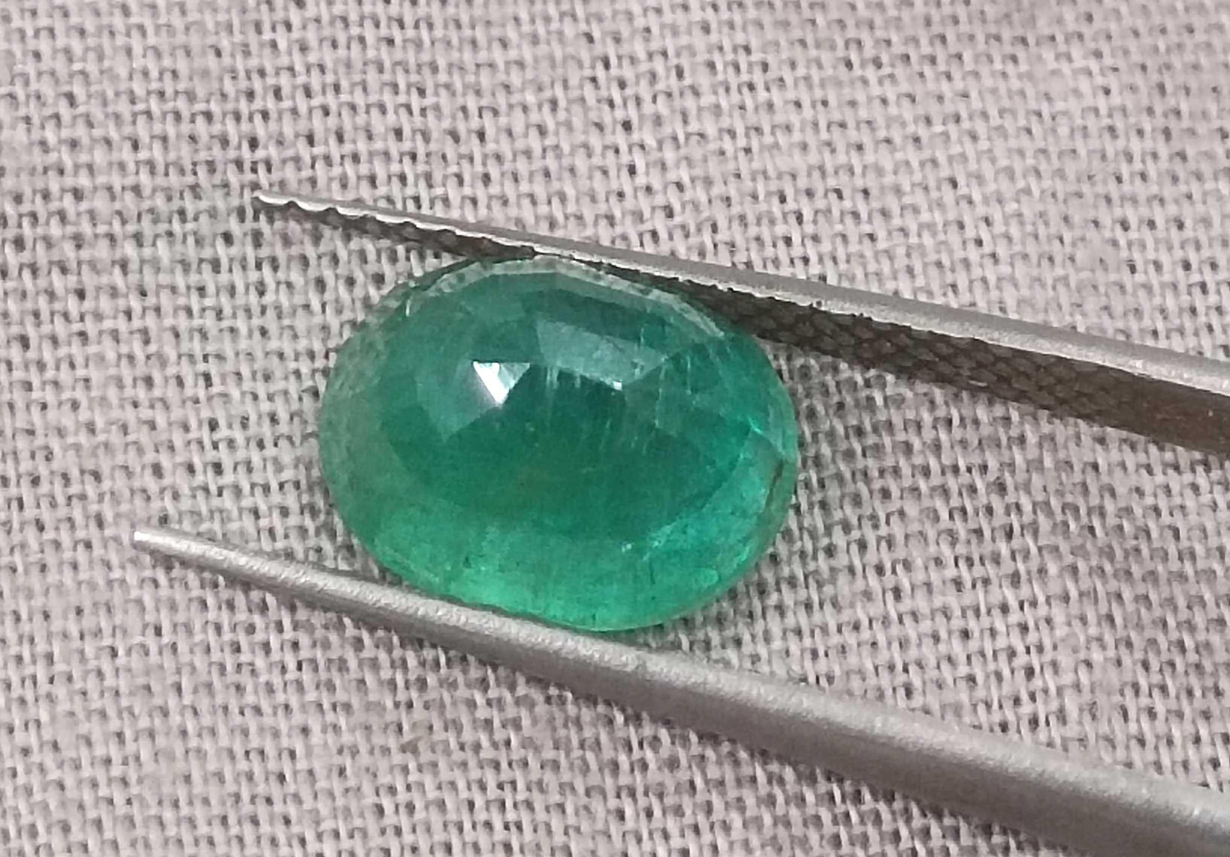 2.64ct GSI Certified Oval Cut Zambian Loose Emerald Earth Mined Gemstone 