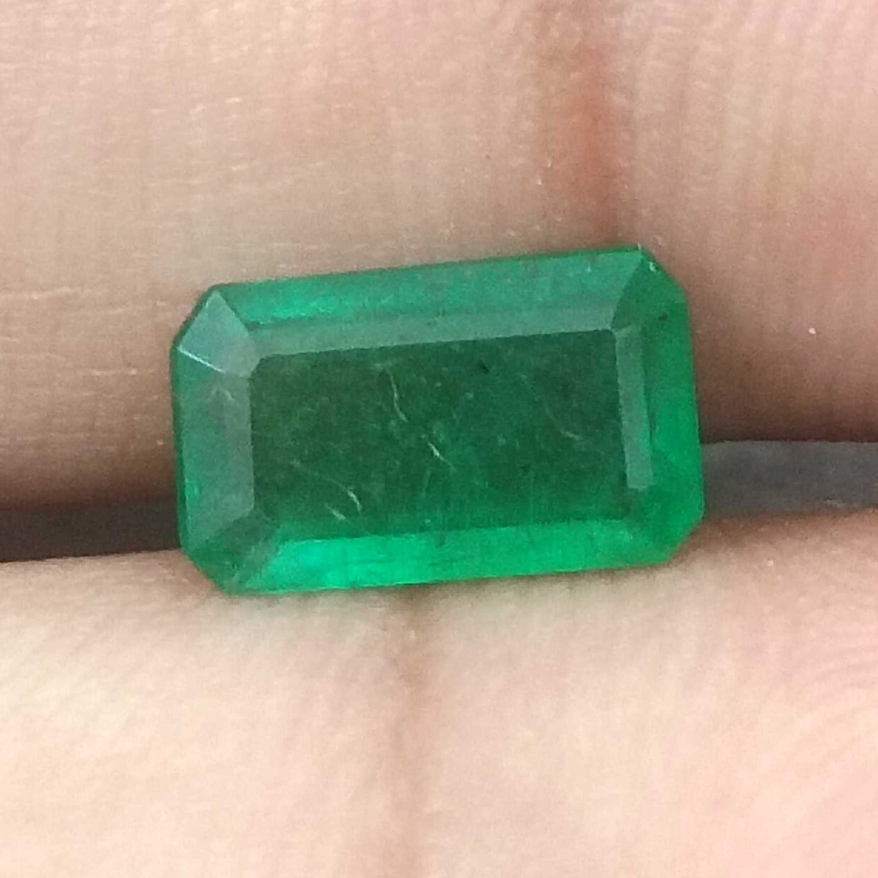 1.66ct GSI Certified Vivid Deep Green Emerald Cut Swat Emerald /