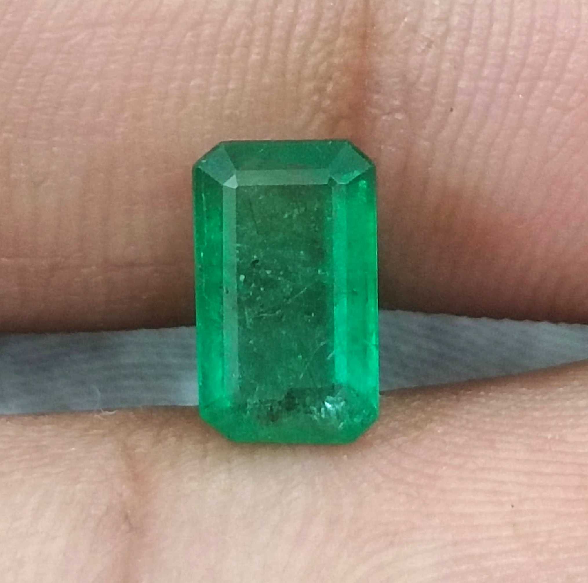 1.66ct GSI Certified Vivid Deep Green Emerald Cut Swat Emerald 