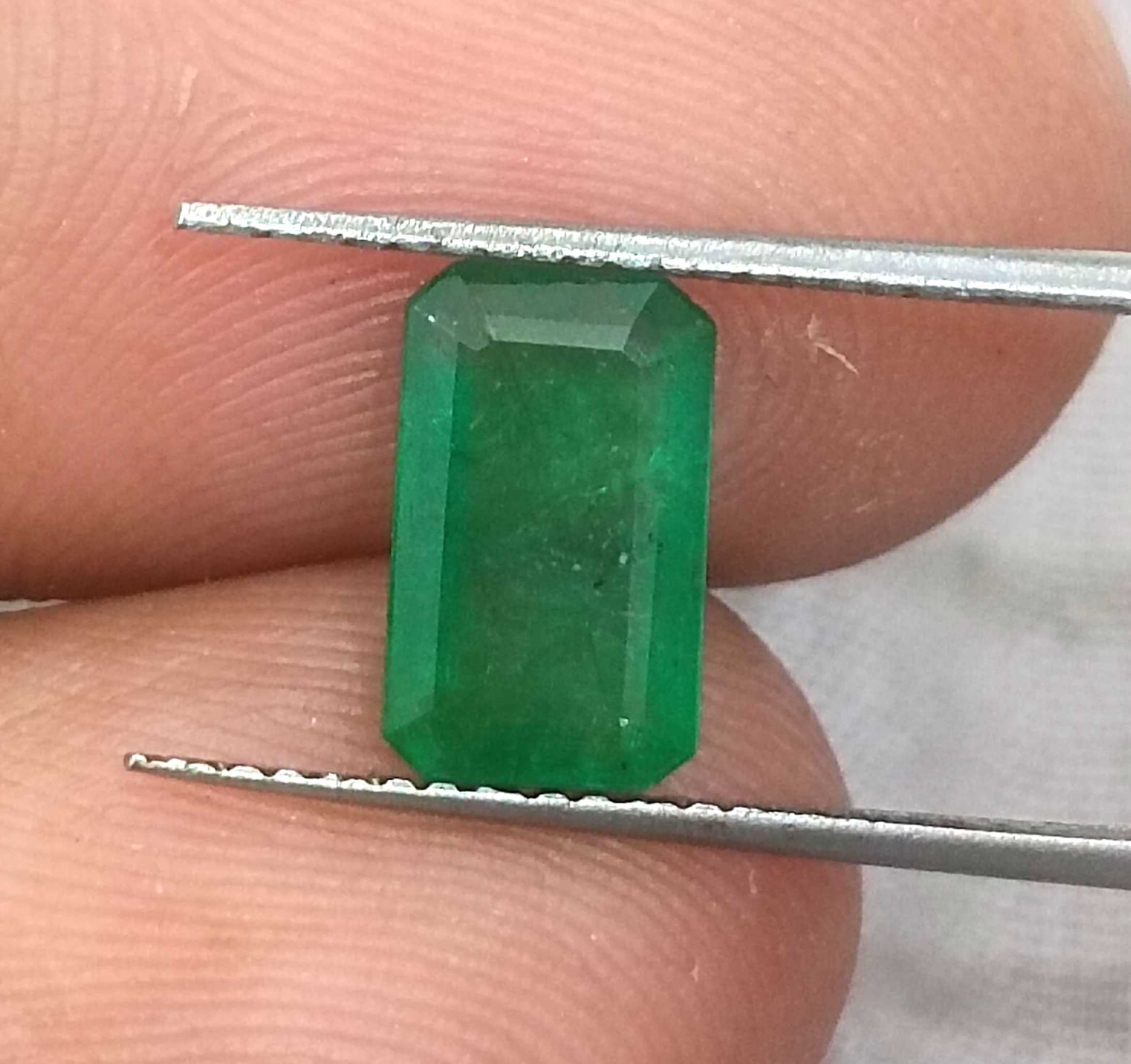 1.66ct GSI Certified Vivid Deep Green Emerald Cut Swat Emerald 
