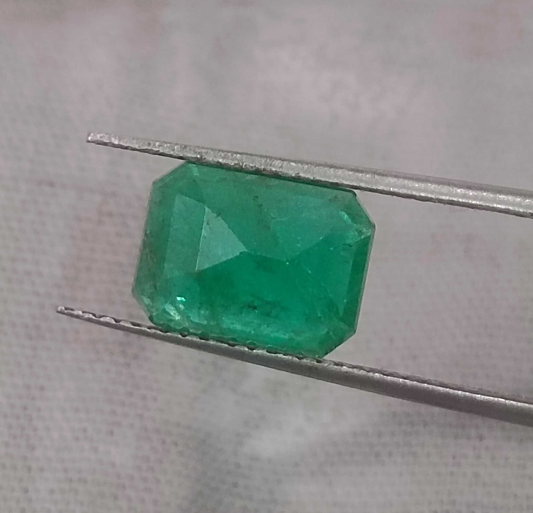 2.20ct GSI Certified Deep Velvet Green Emerald Cut Zambian Emerald 