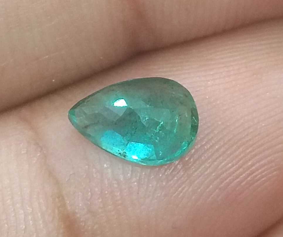 1.30ct GSI USA Certified Excellent luster Natural Zambian Emerald 