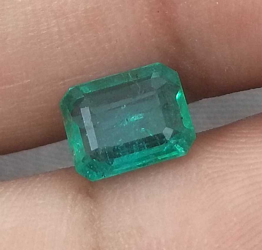 1.39ct GSI USA Certified Medium Green Emerald Cut Zambian Emerald 