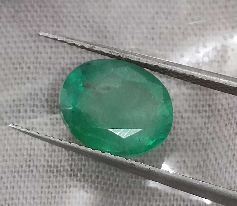 2.47ct GSI USA Certified Medium Pure Green Oval Cut Zambian Emerald 