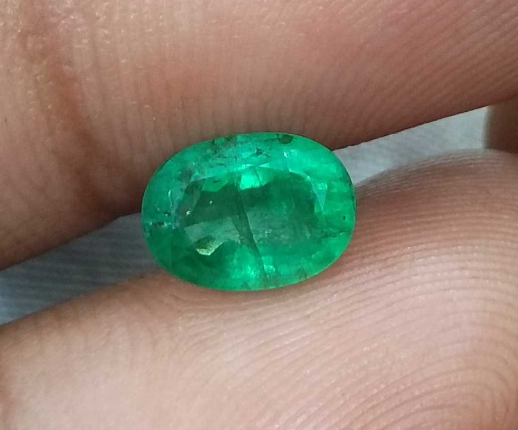 1.33ct GSI Certified Oval Cut Natural Swat Emerald 