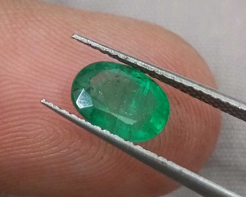 1.33ct GSI Certified Oval Cut Natural Swat Emerald 