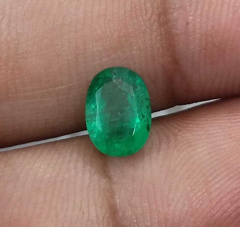1.33ct GSI Certified Oval Cut Natural Swat Emerald 