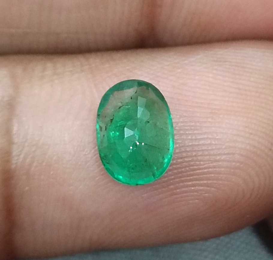 1.33ct GSI Certified Oval Cut Natural Swat Emerald 
