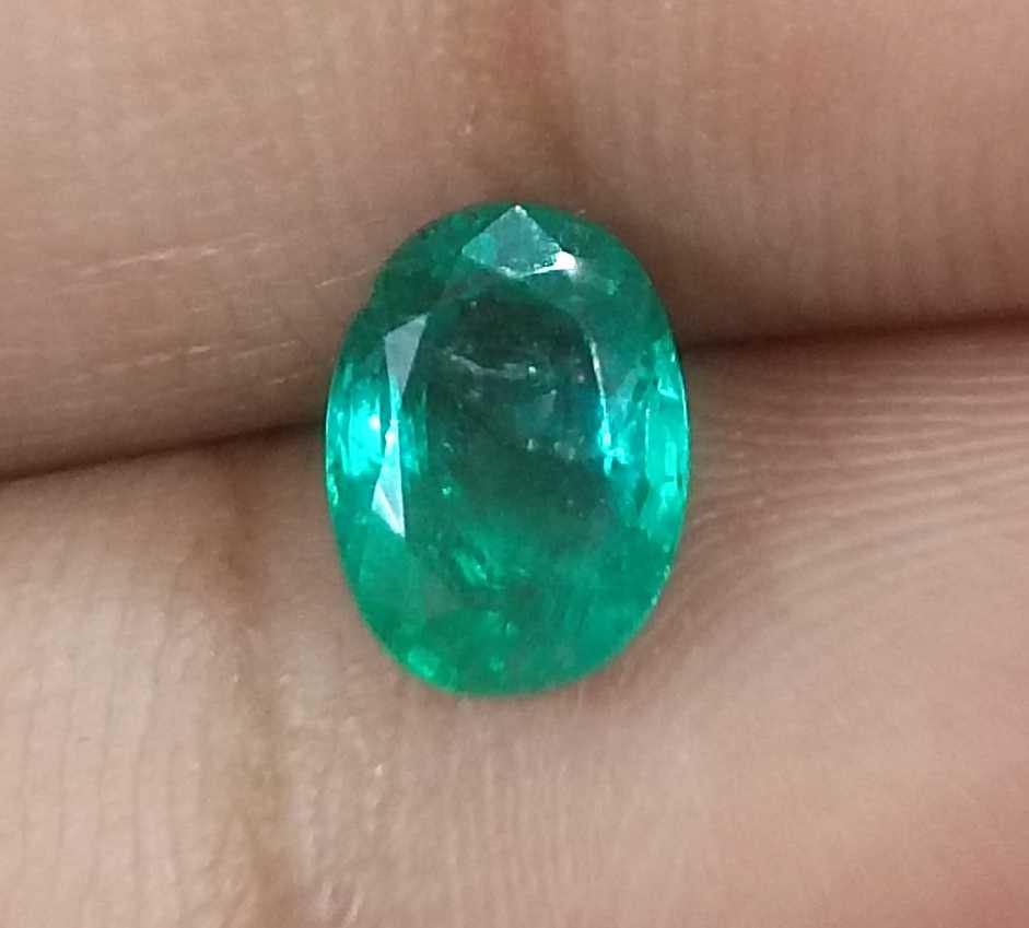 1.26ct GSI Certified Medium Bright Green Oval Cut Zambian Emerald 