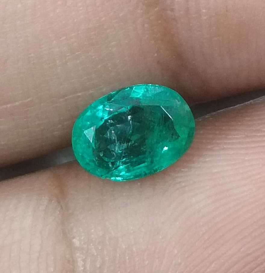 1.26ct GSI Certified Medium Bright Green Oval Cut Zambian Emerald 